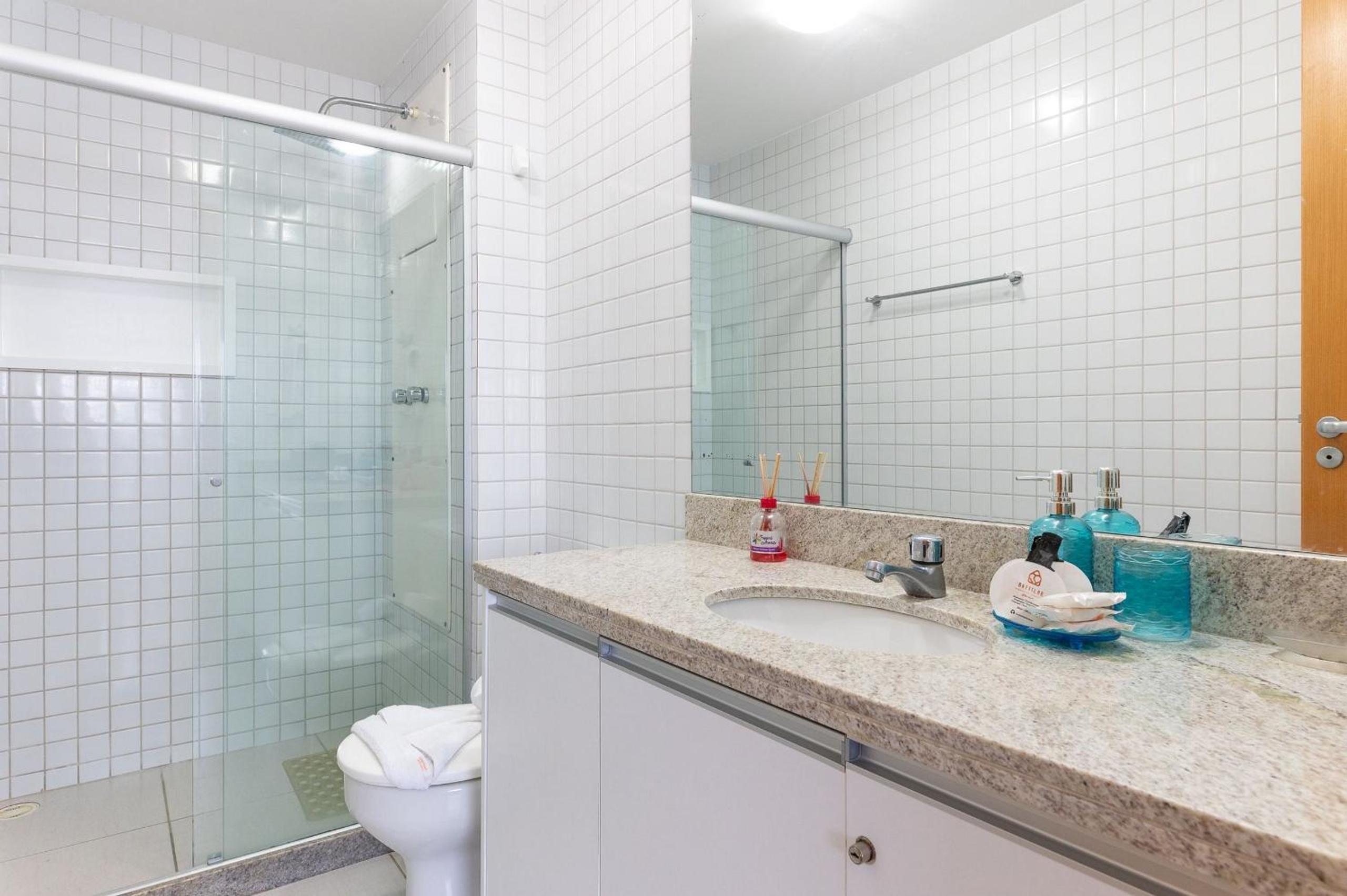 Nui Supreme Beach Living Muro Alto por Brevelar