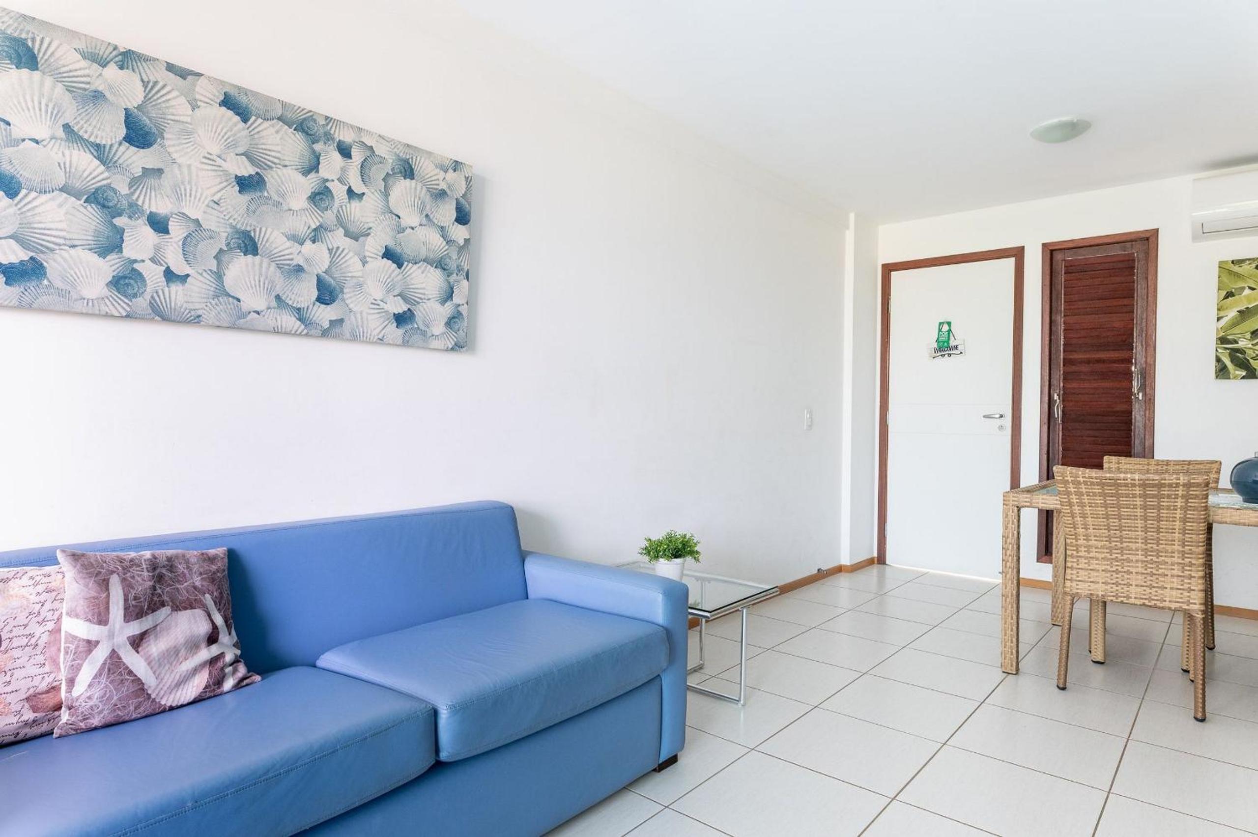 Nui Supreme Beach Living Muro Alto por Brevelar