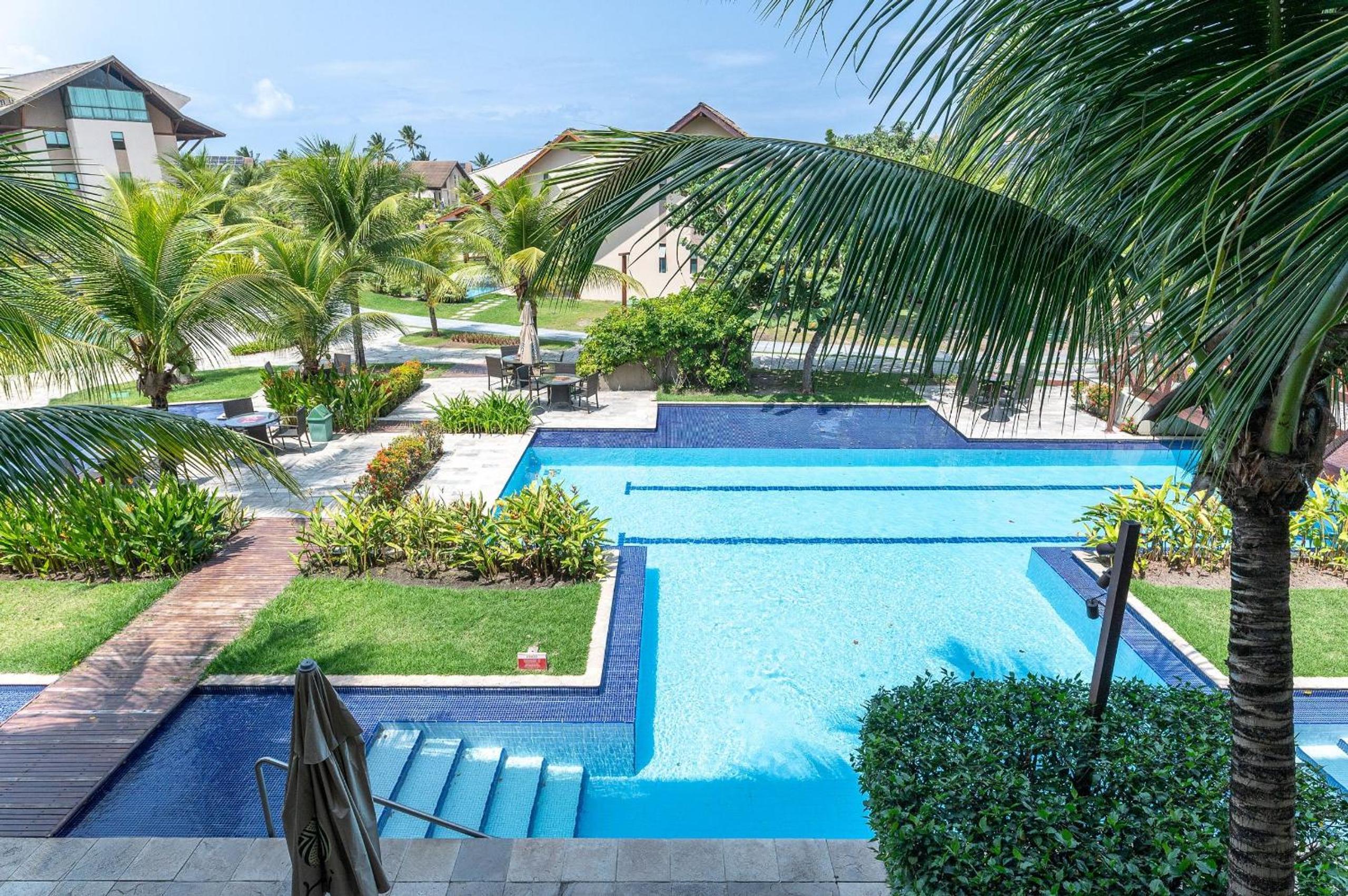 Nui Supreme Beach Living Muro Alto por Brevelar