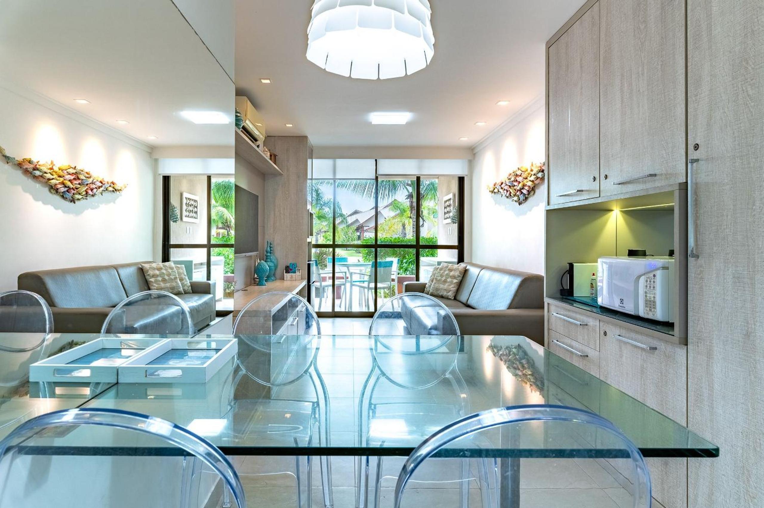 Nui Supreme Beach Living Muro Alto por Brevelar