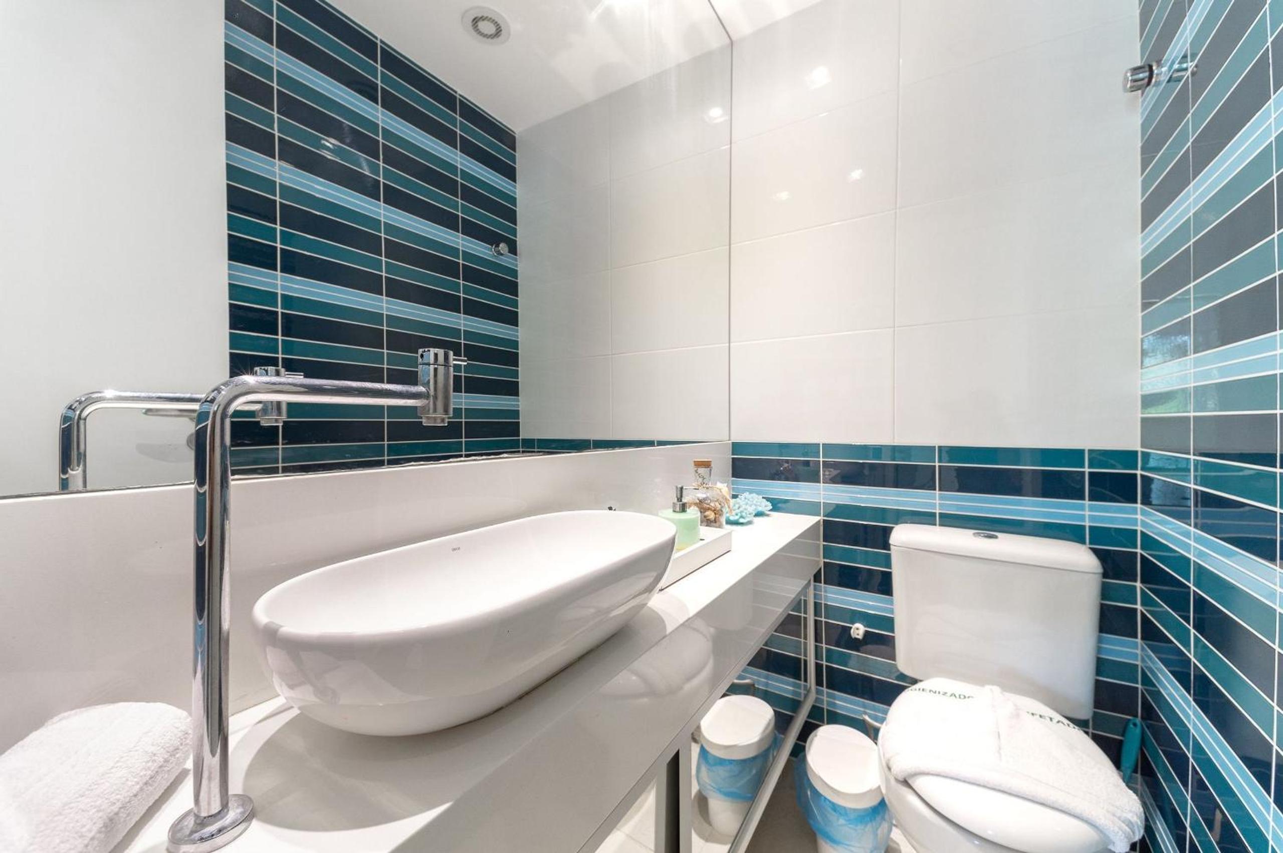 Nui Supreme Beach Living Muro Alto por Brevelar