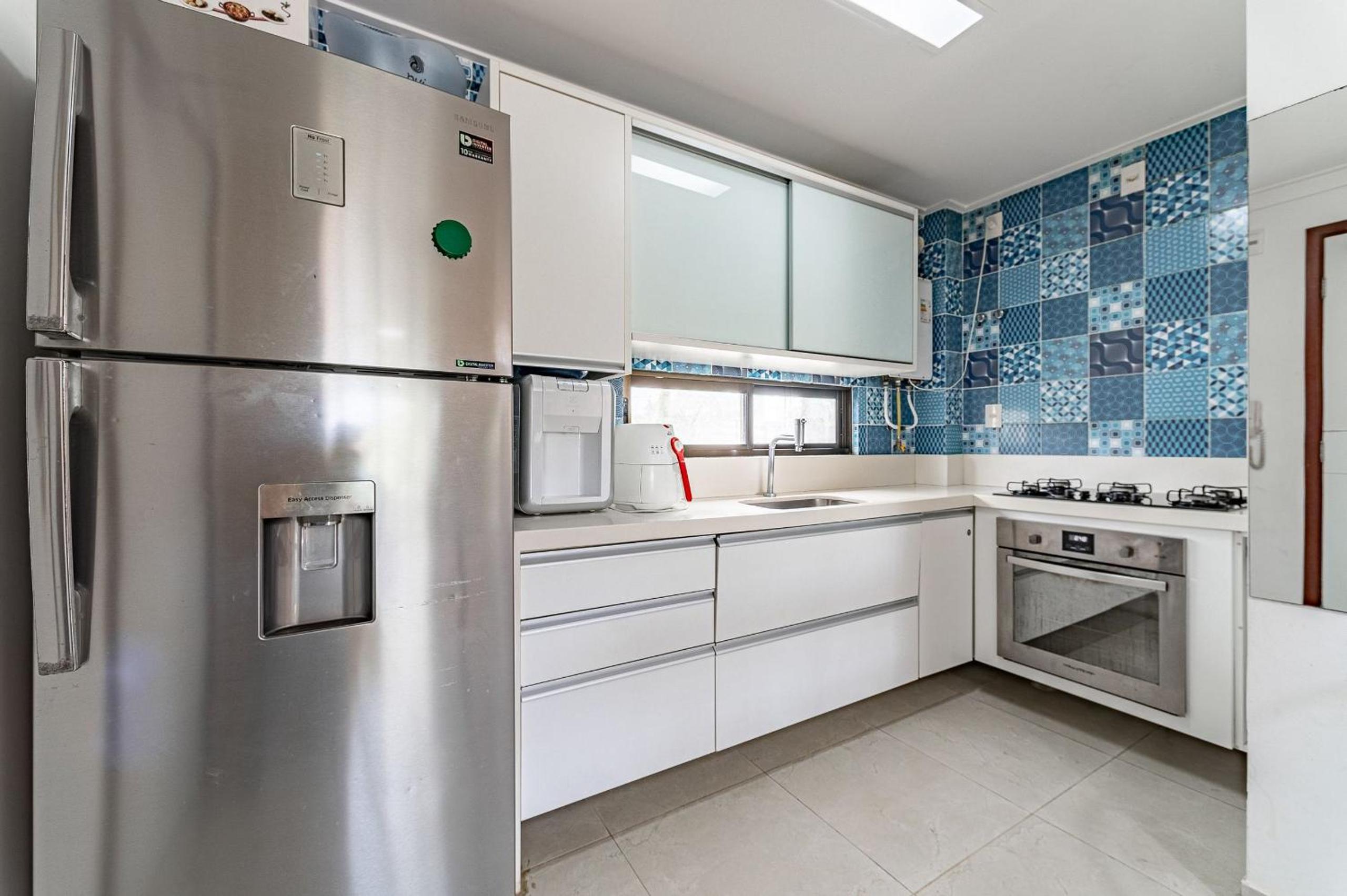 Nui Supreme Beach Living Muro Alto por Brevelar
