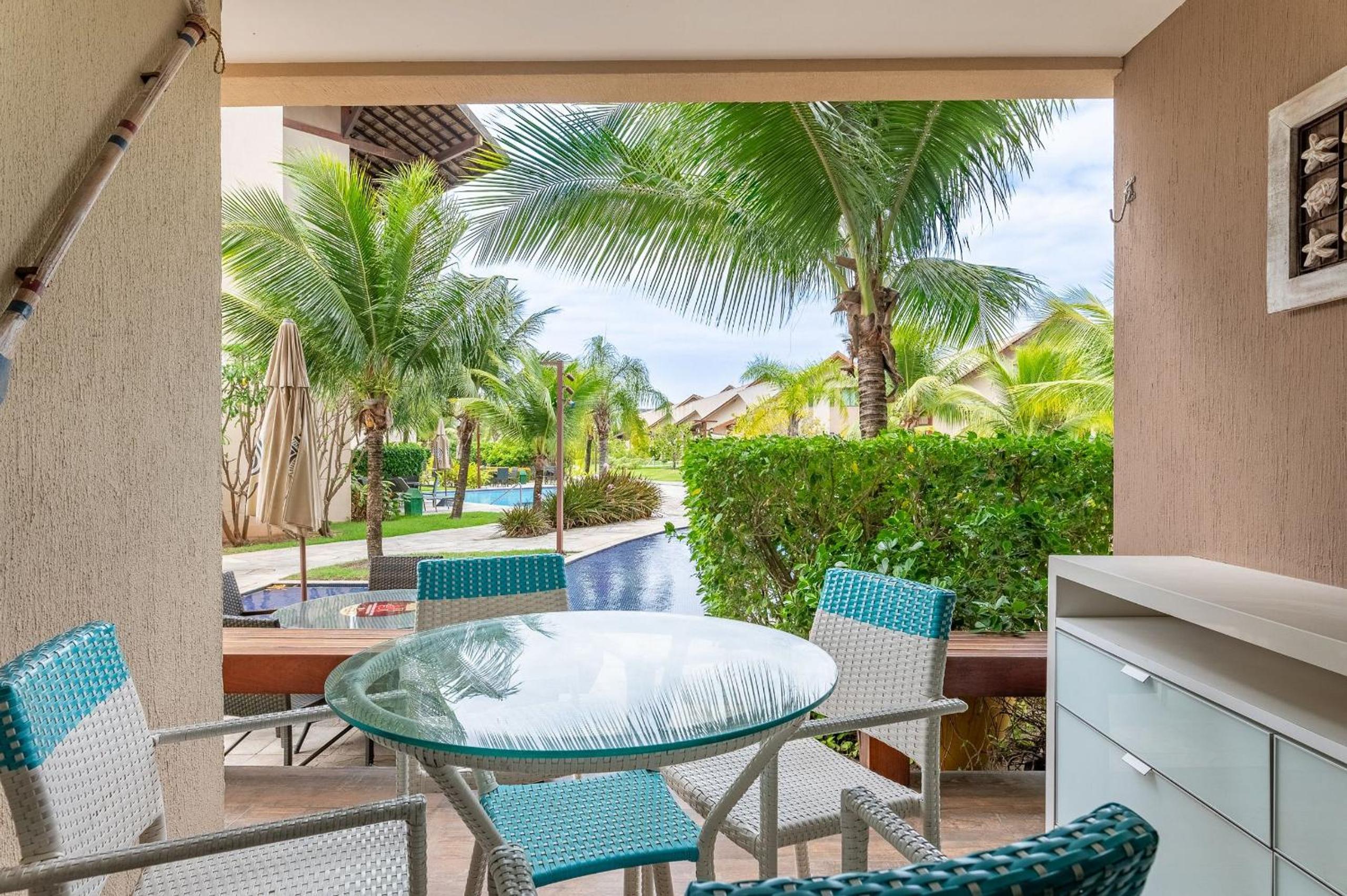 Nui Supreme Beach Living Muro Alto por Brevelar