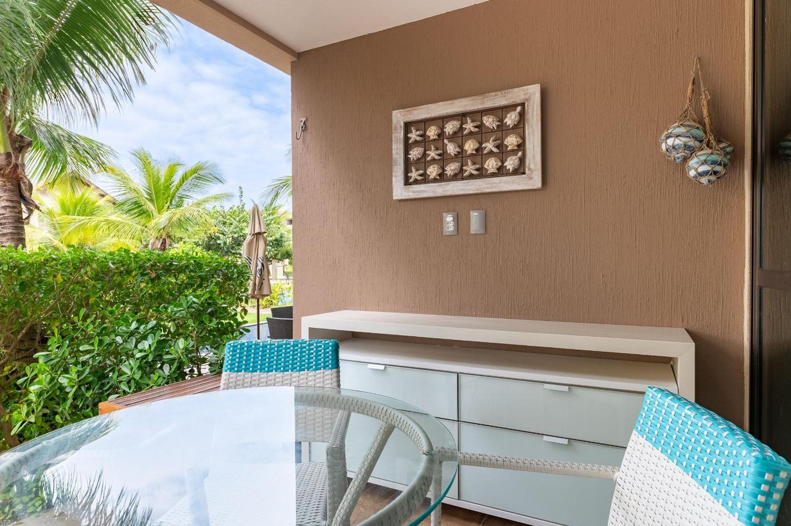 Nui Supreme Beach Living Muro Alto por Brevelar