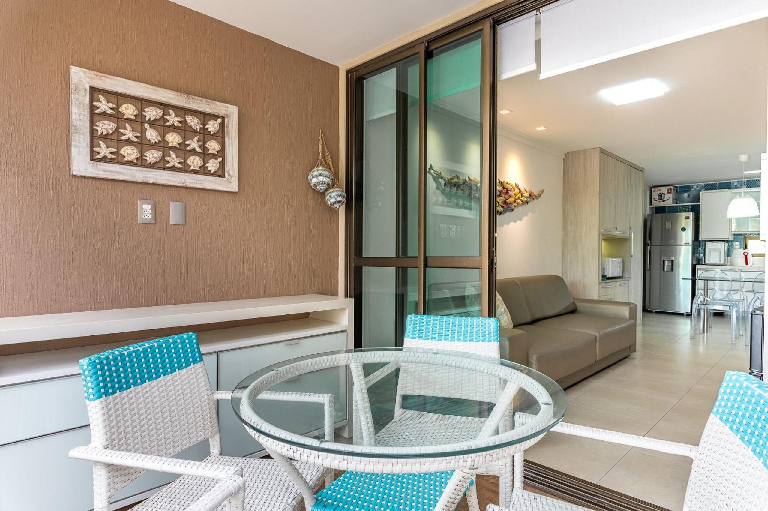Nui Supreme Beach Living Muro Alto por Brevelar