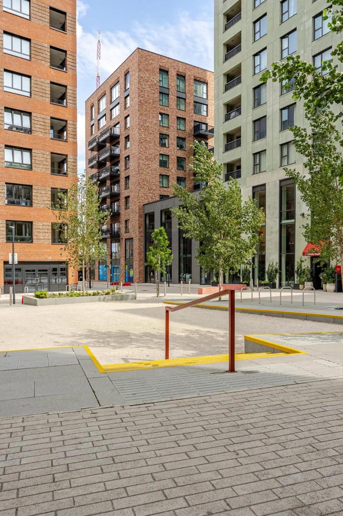 Luxurious Riverside Penthouse - Next to Stratford Olympic Park, O2 and Westfield view 3