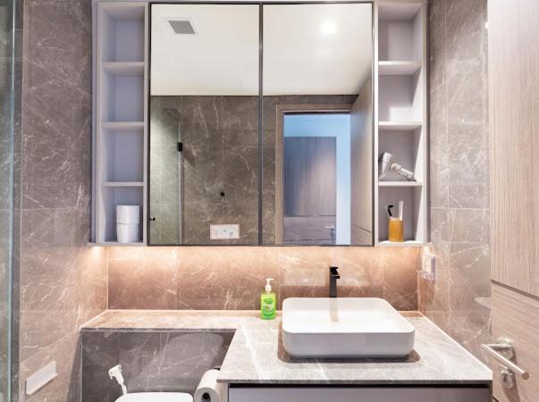 ZO Apartment Opera, Crest, Galleria -Central Saigon -Free POOL-GYM-SAUNA Room-YOGA Room