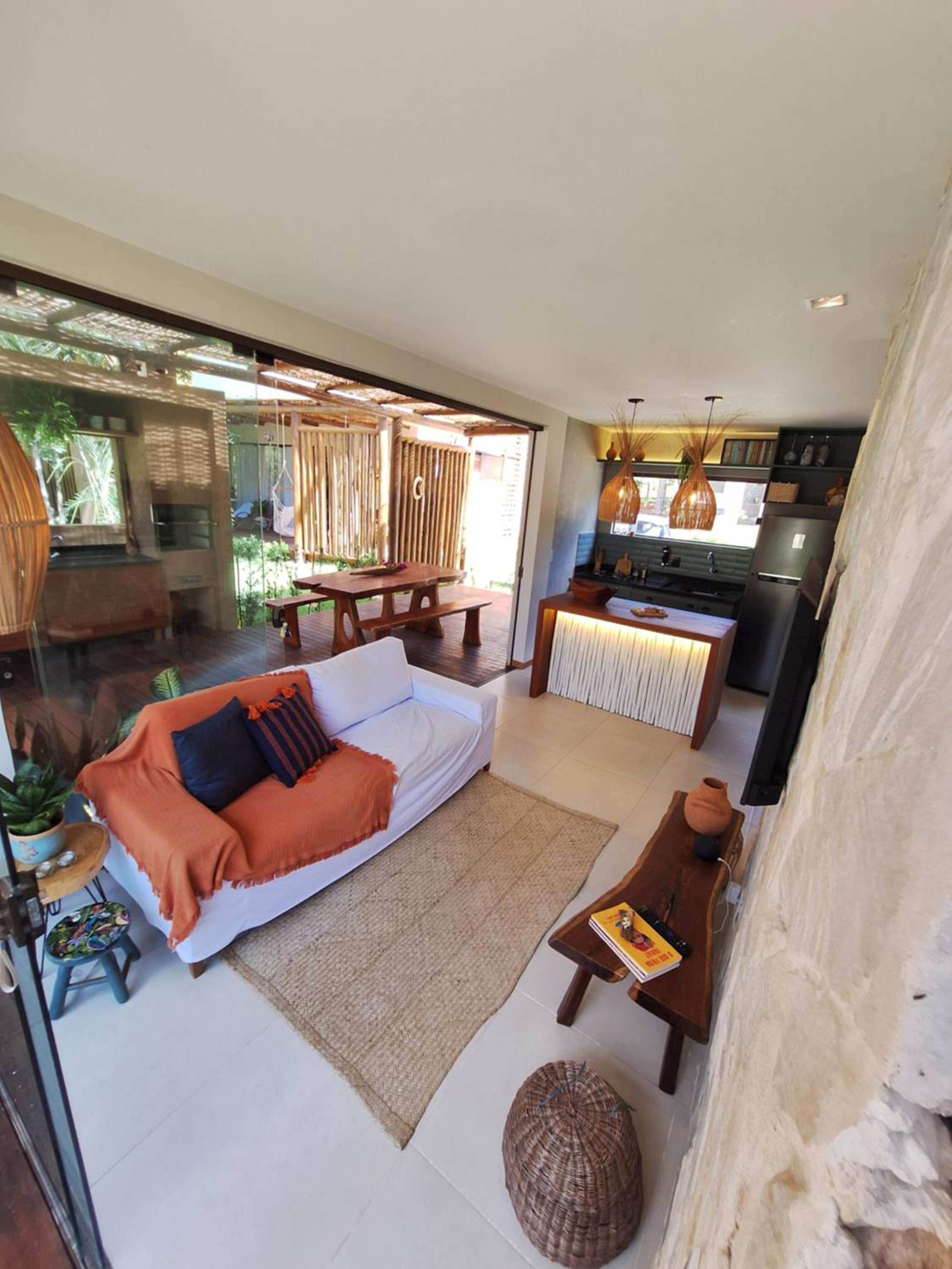 Casa com Hidro e churrasqueira privativa