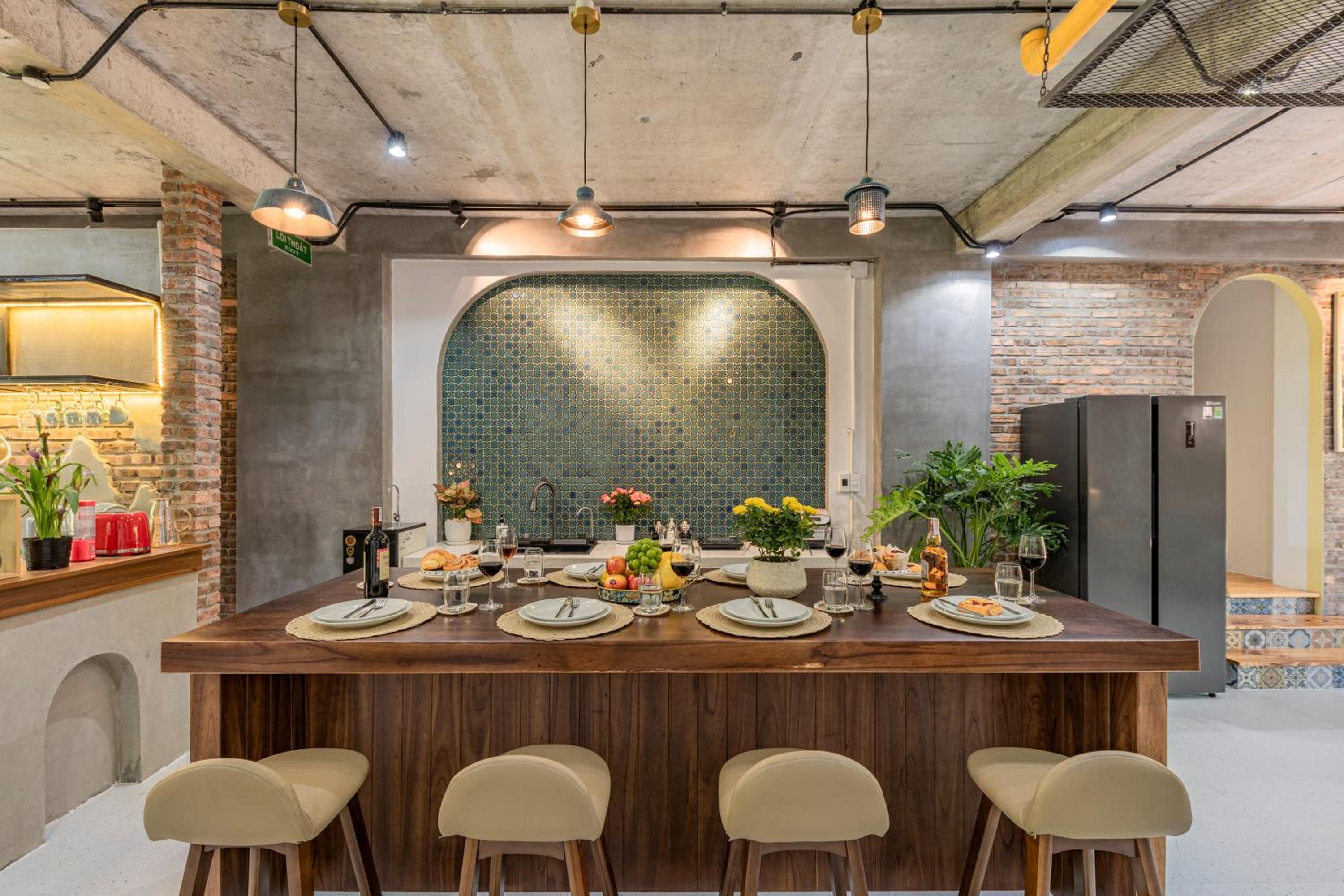 dining