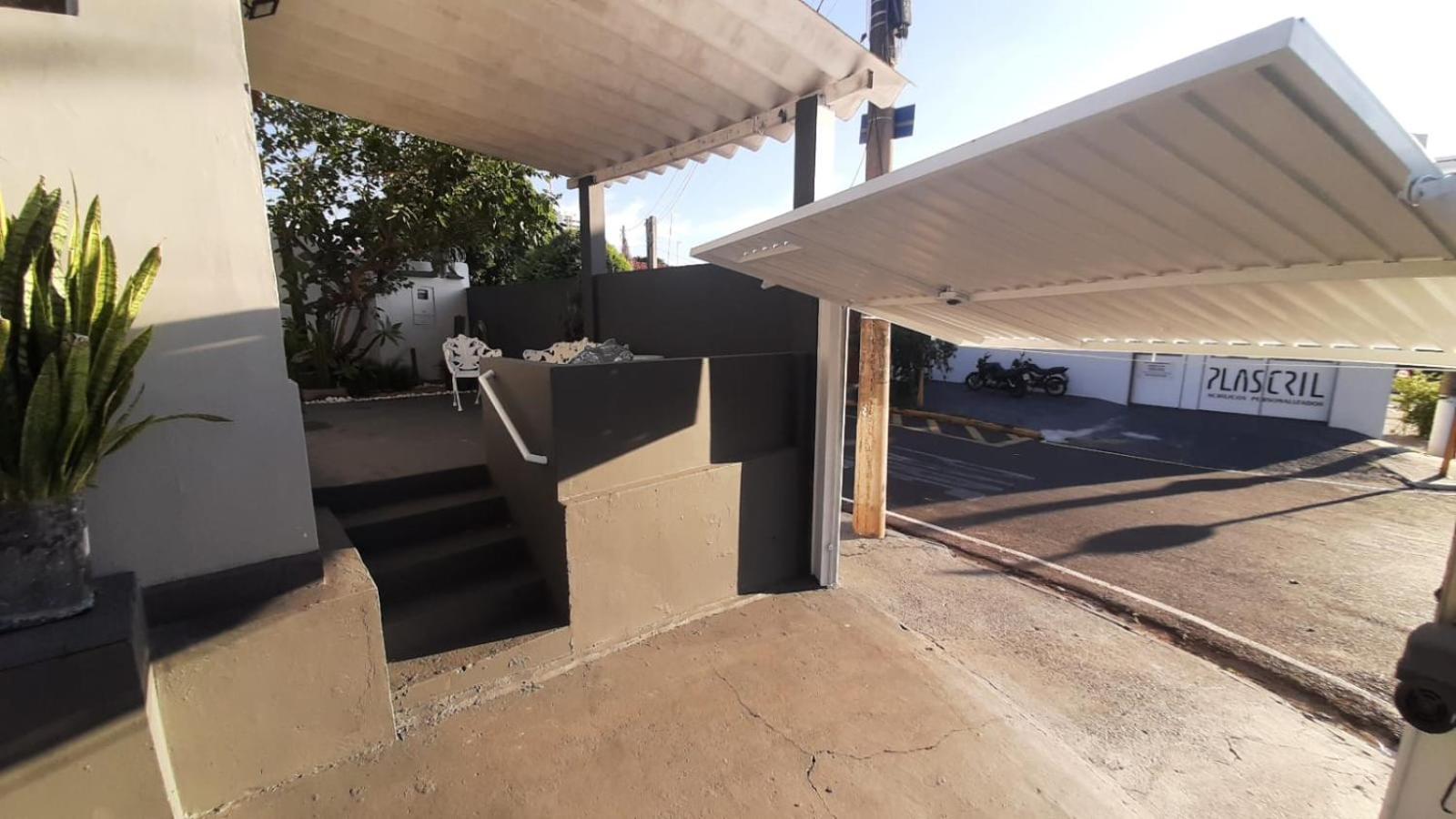 Aconchegante Microcasa Banheiro Privativo e Garagem Compartilhada