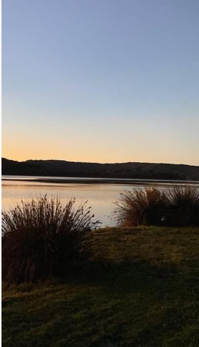 Stunning Waterfront Views 4BR in Idyllic Saratoga