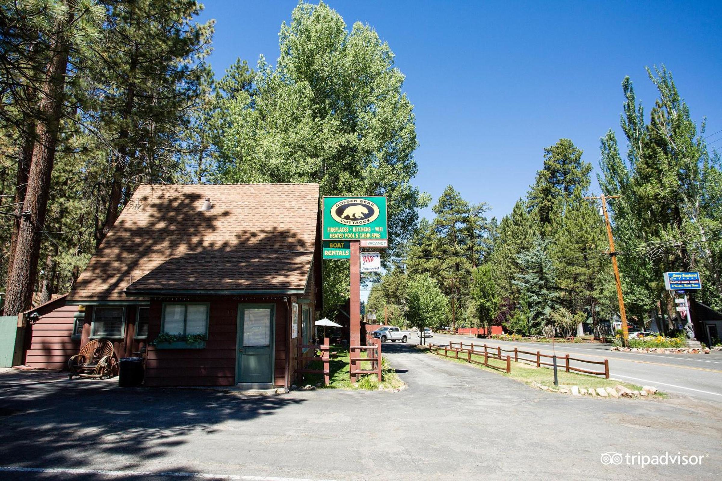 Golden Bear Cottages