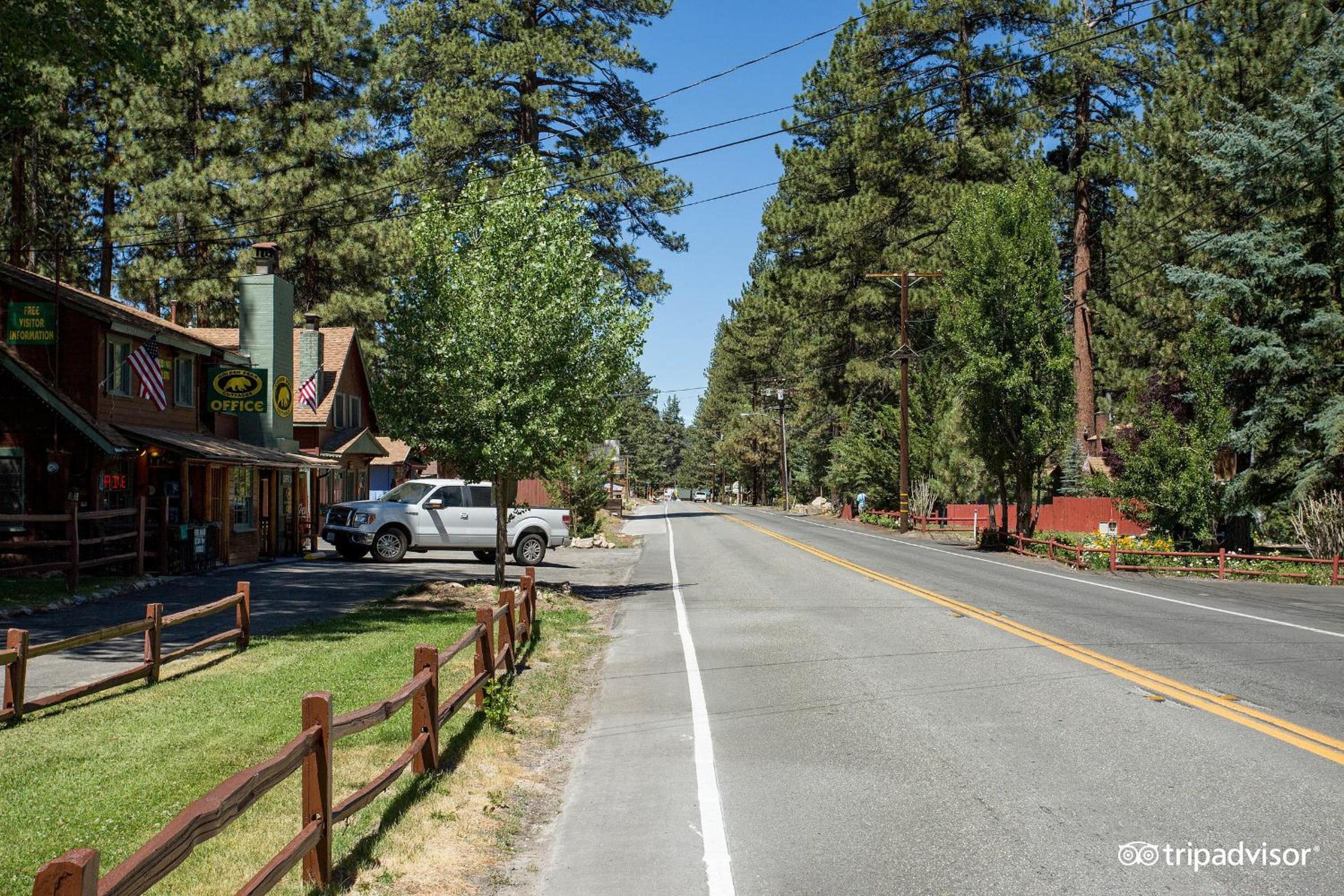 Golden Bear Cottages
