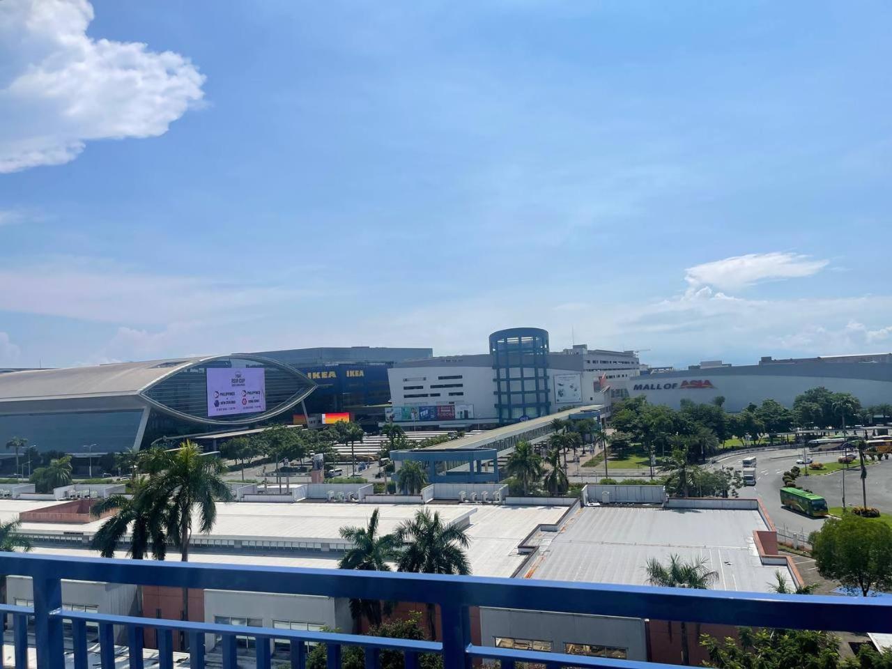Premiere Haven MOA Staycation view 2