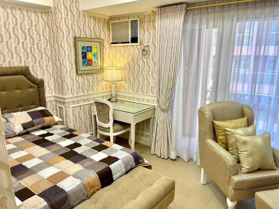 RARE unit at the Venice Luxury Residence With Balcony view 5