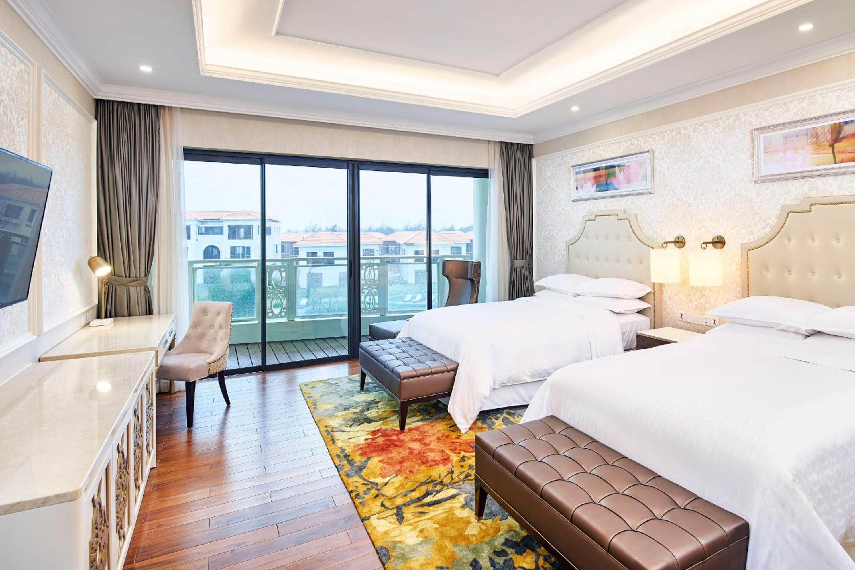 Sheraton Grand Danang Beach Resort & Spa