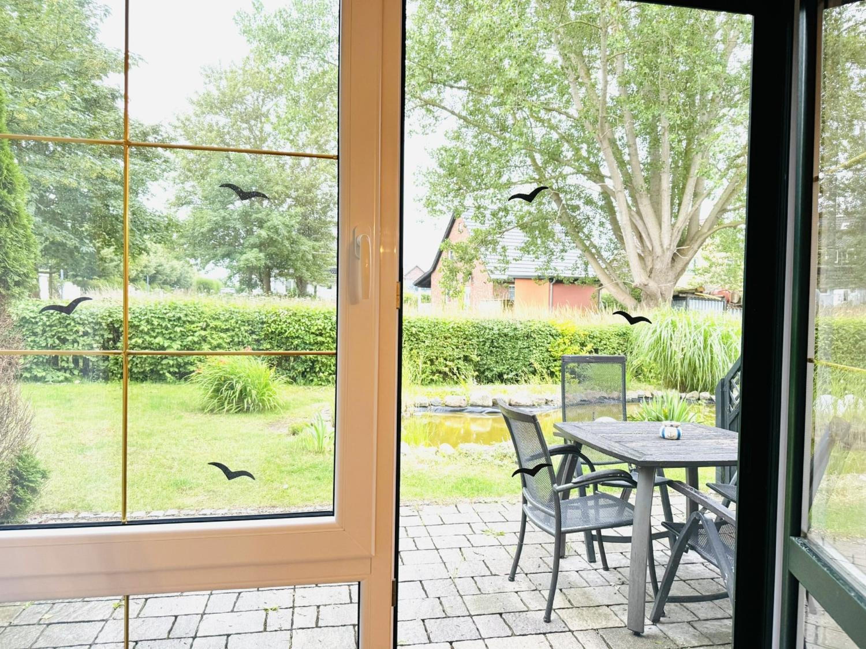 F-1112 Ferienwohnung Lobbe FeWo 02 strandnah, Garten
