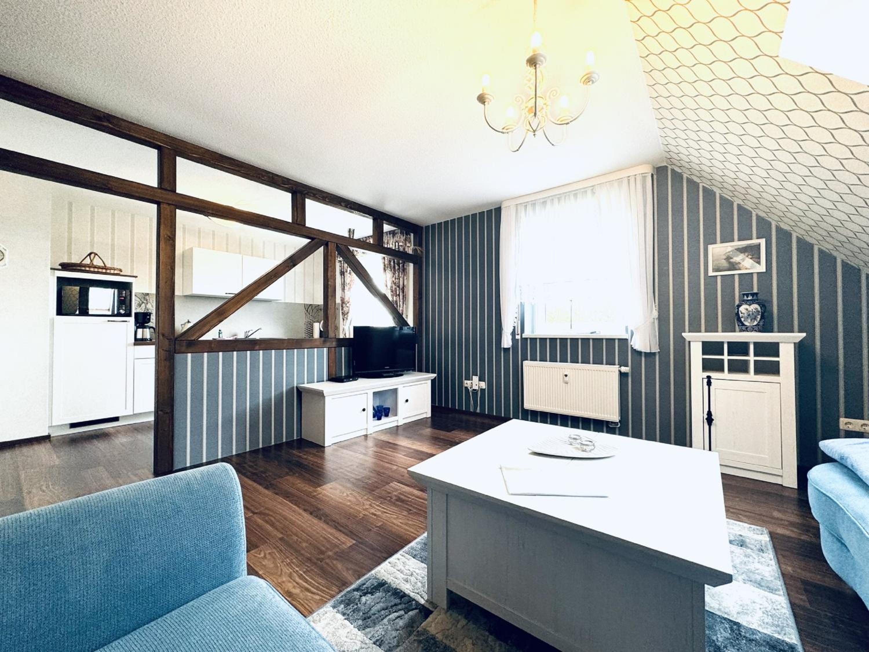 F-1112 Ferienwohnung Lobbe FeWo 03 strandnah, Garten
