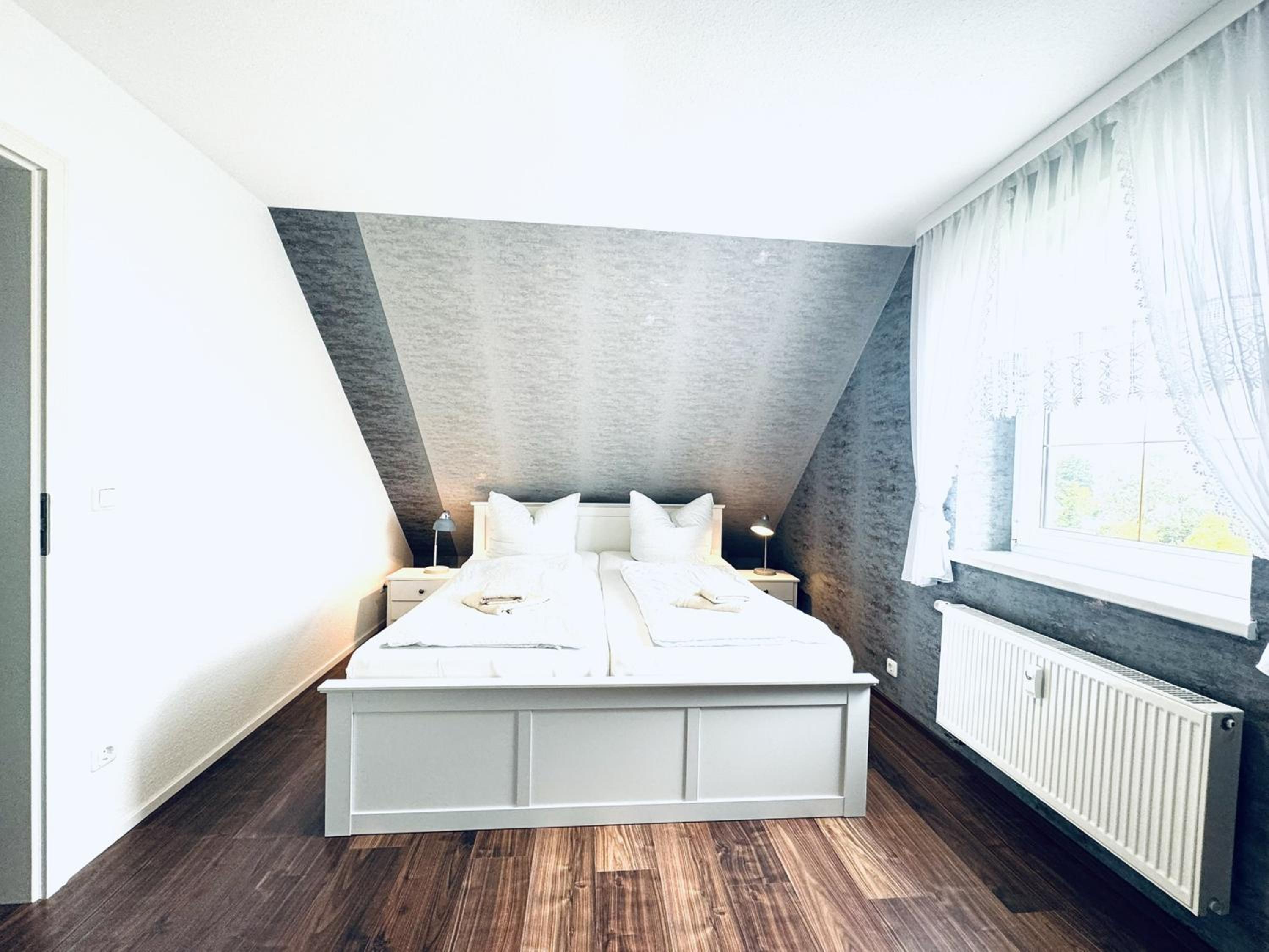 F-1112 Ferienwohnung Lobbe FeWo 03 strandnah, Garten