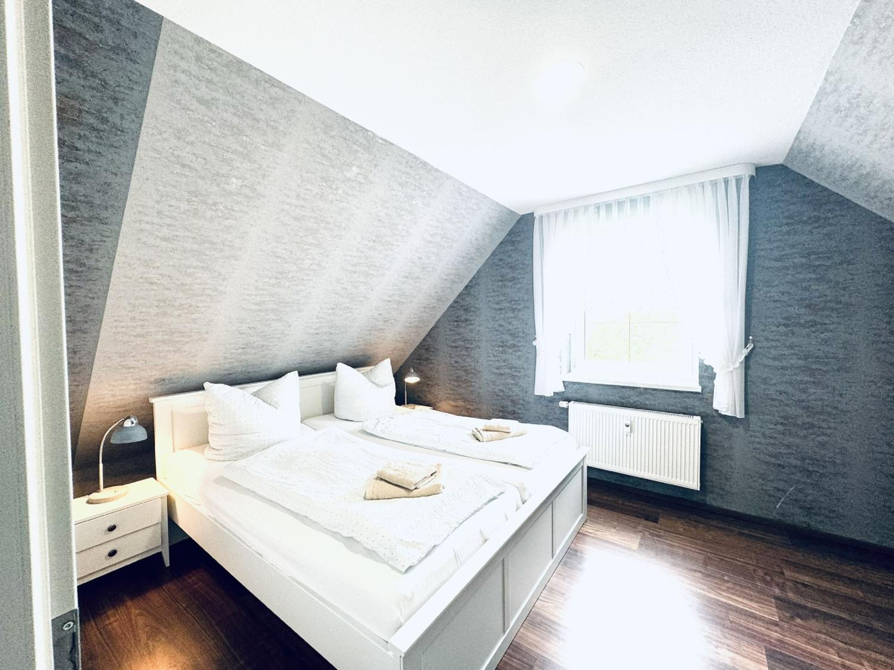 F-1112 Ferienwohnung Lobbe FeWo 03 strandnah, Garten