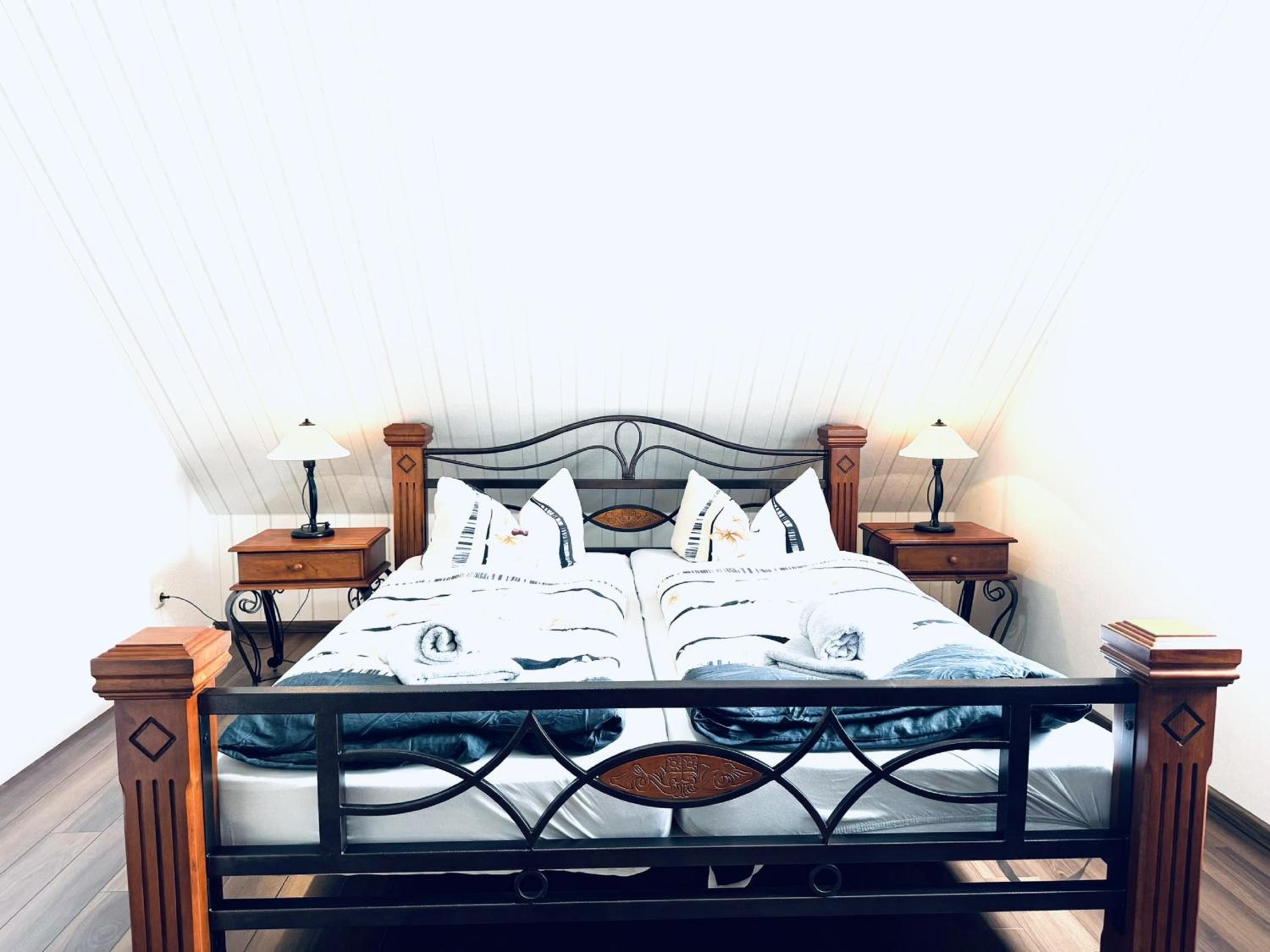 F-1112 Ferienwohnung Lobbe FeWo 04 strandnah, Garten