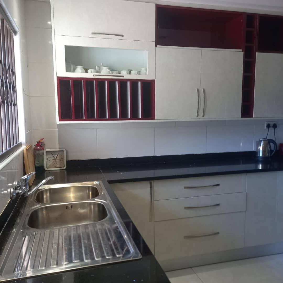 Josmot Guest House
