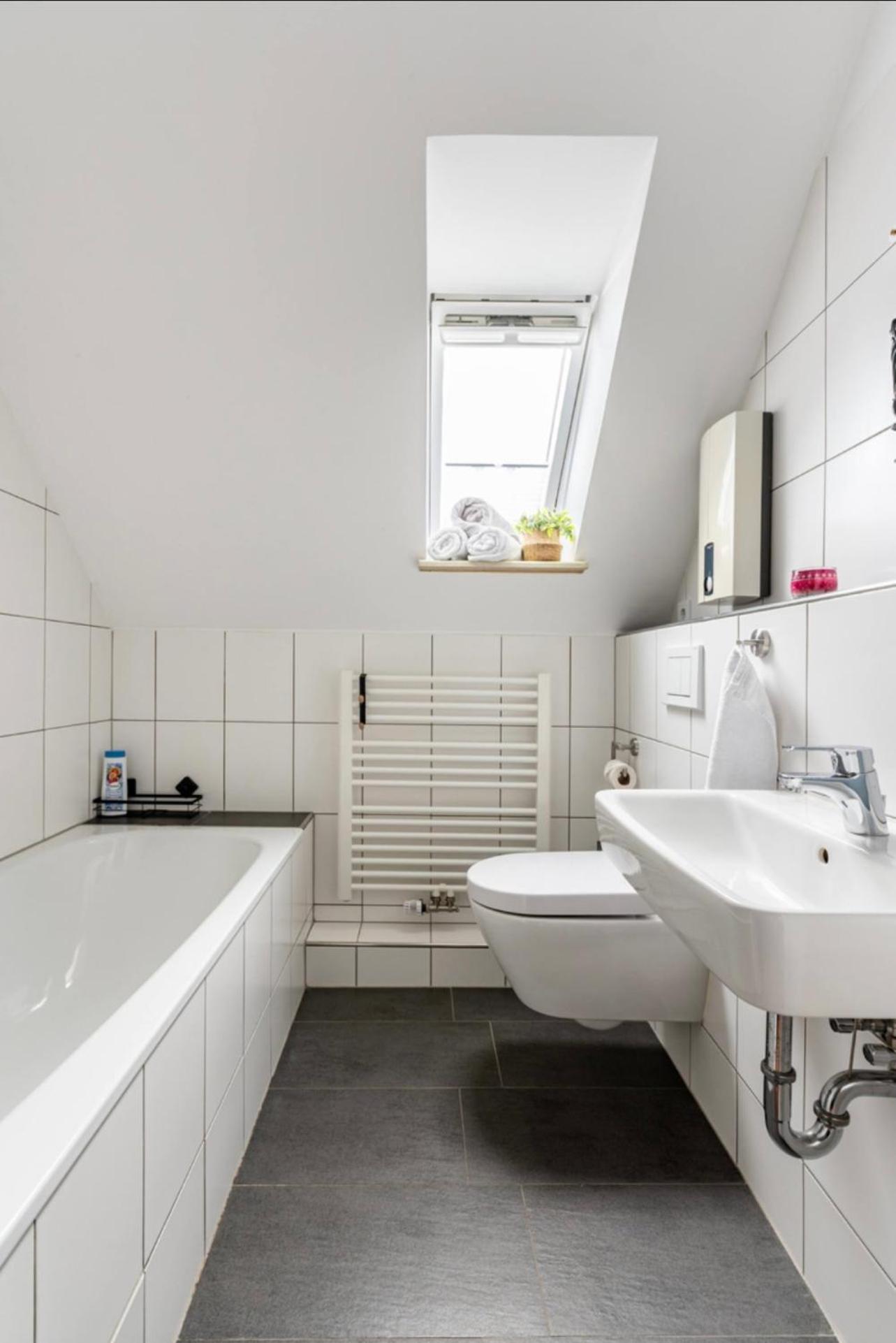 Haus 6 Pers mit Garten 15 min zur Messe Düsseldorf