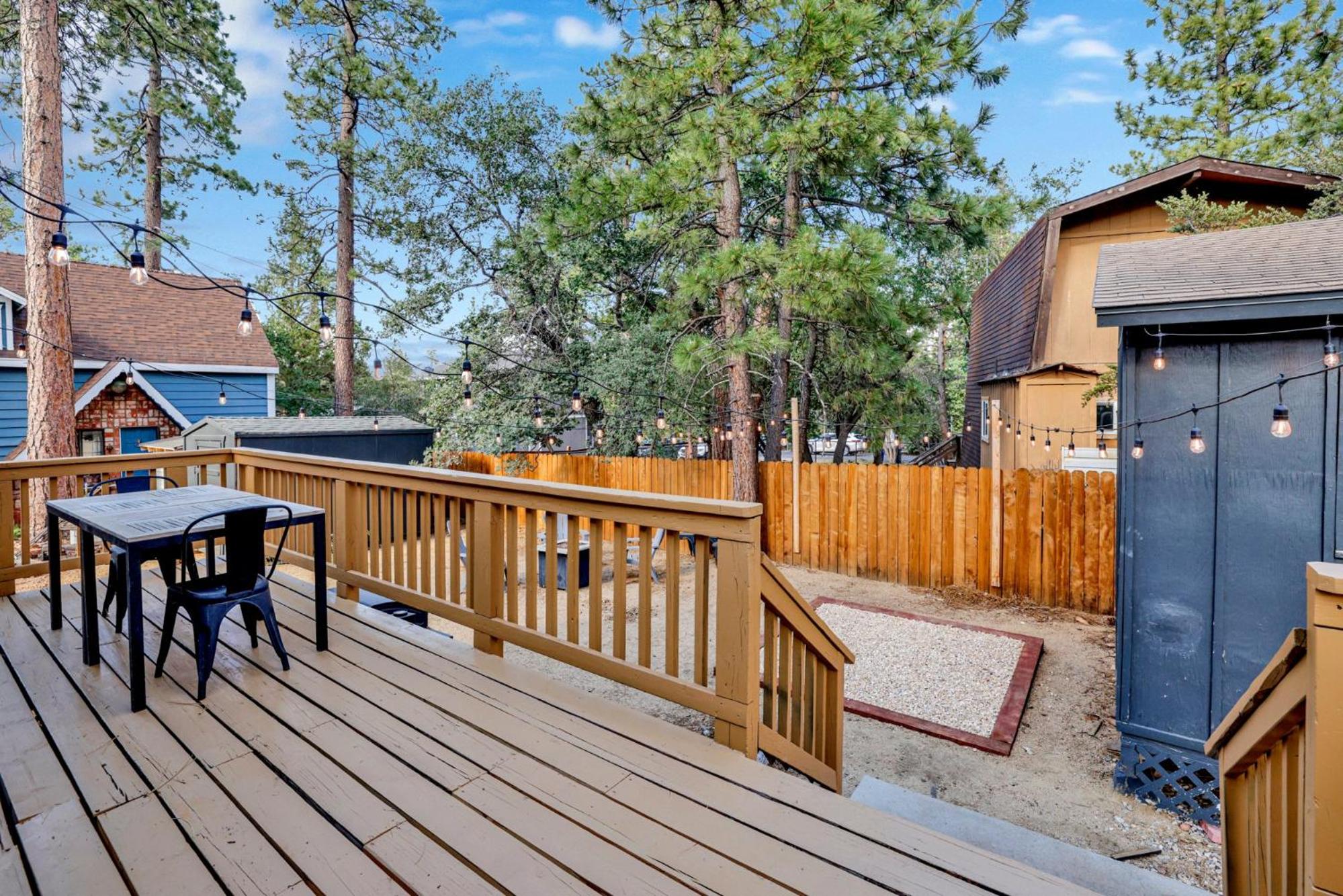 Large bear lodge #2488