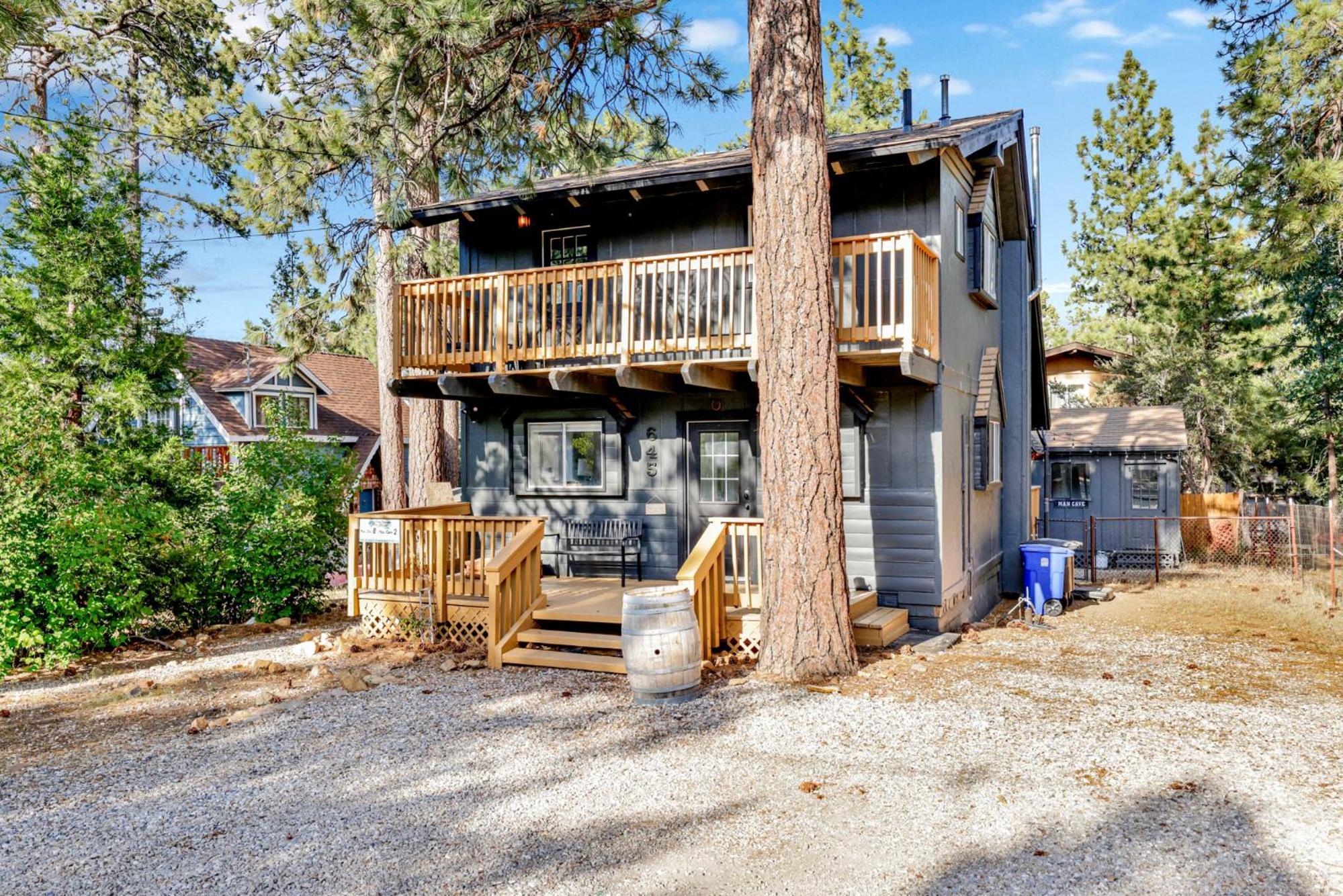 Large bear lodge #2488