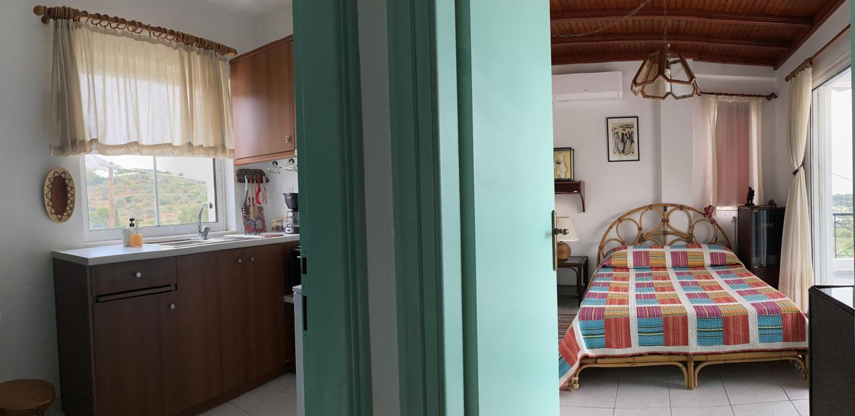 Completely self-contained rental, Aegina view 4