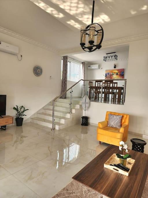 Ocean Front Villa, Ngeme