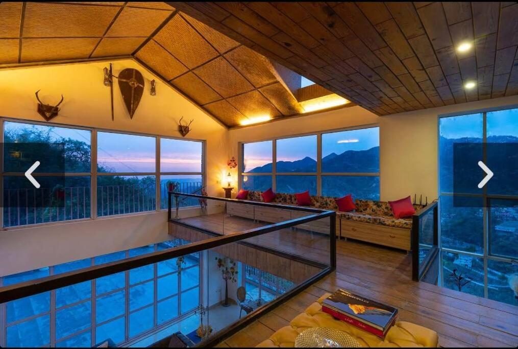 Paradise View By The StayCationer