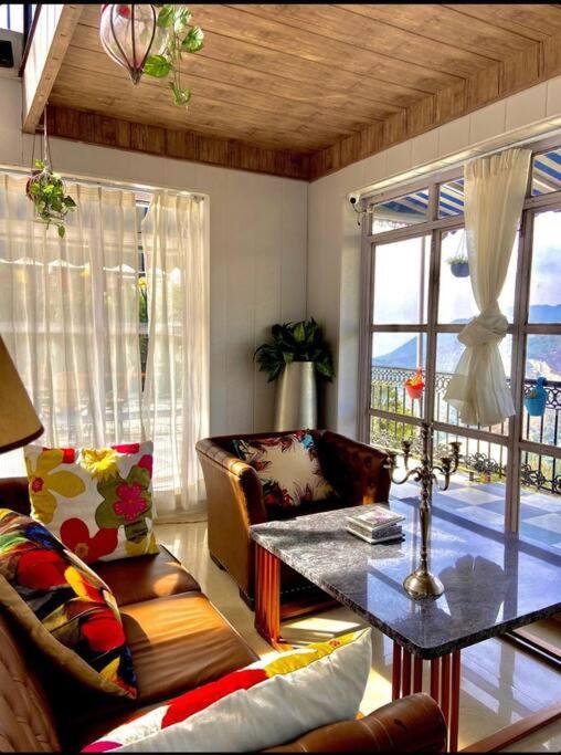 Paradise View By The StayCationer