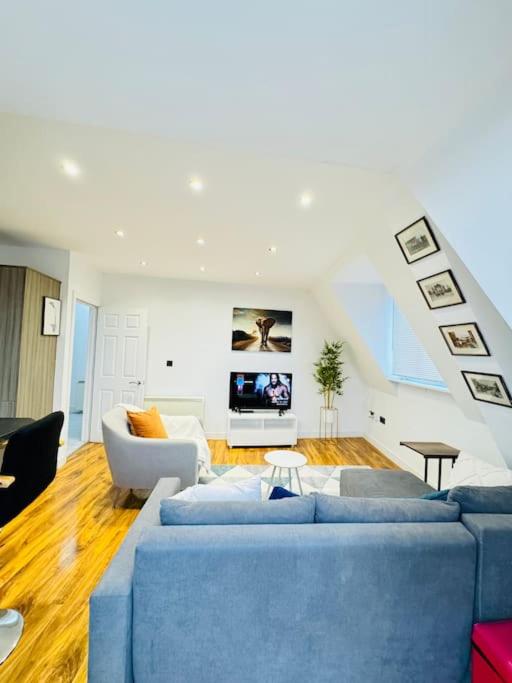 Southsea Modern Apt view 5