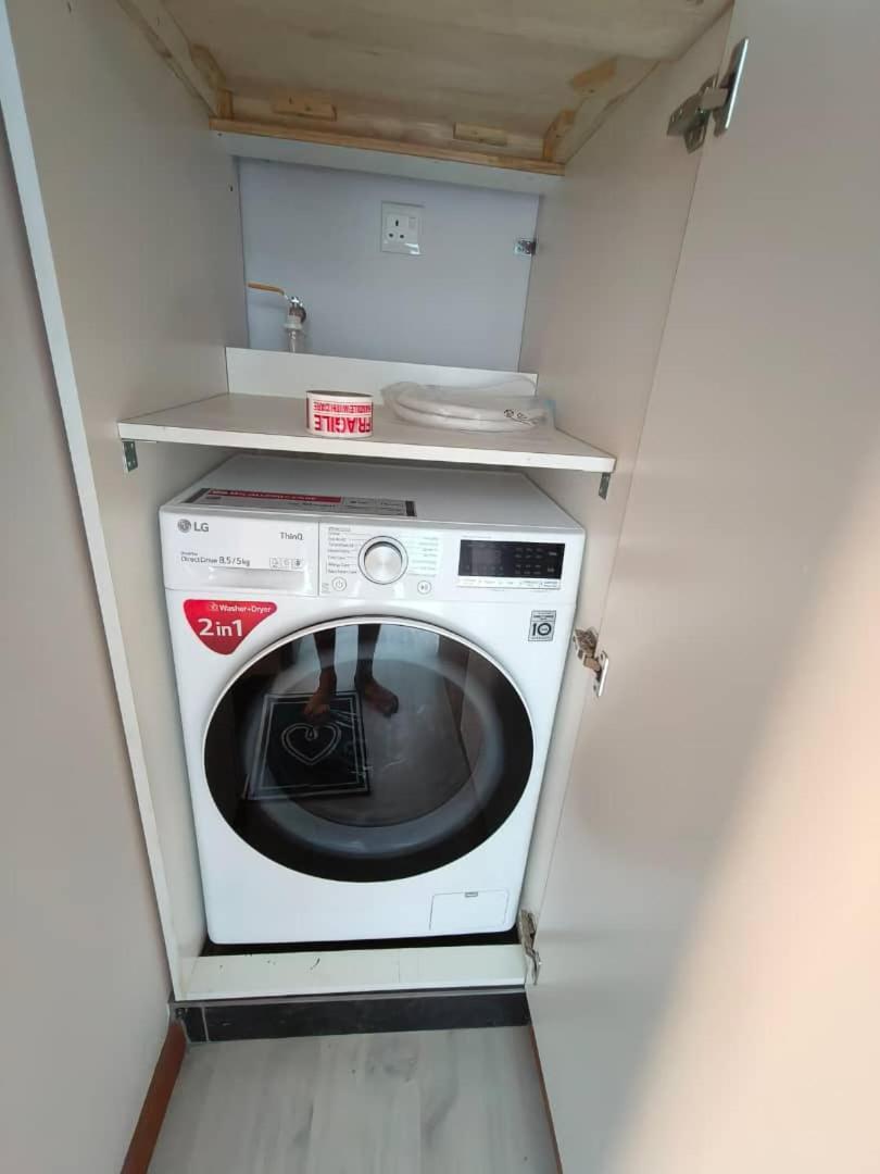 PWT Jesselton Quay Condo Homestay photo 8