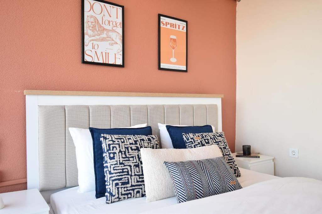 Stunning 6BR 4Bath near Tram