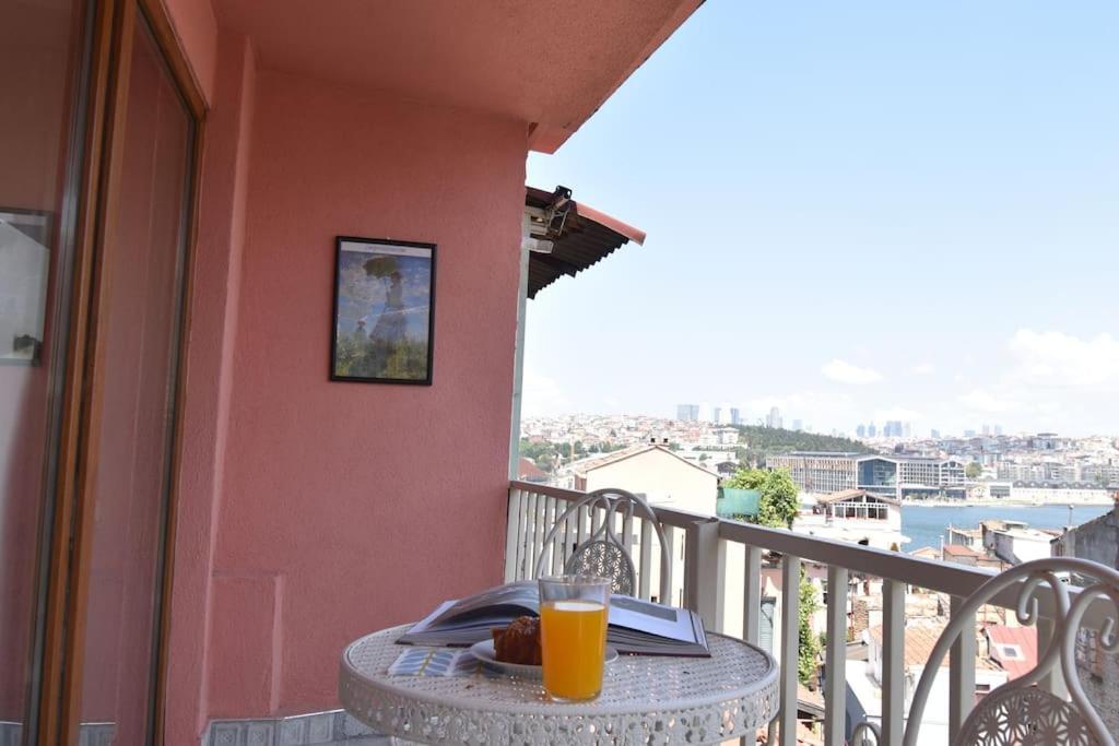 Stunning 6BR 4Bath near Tram