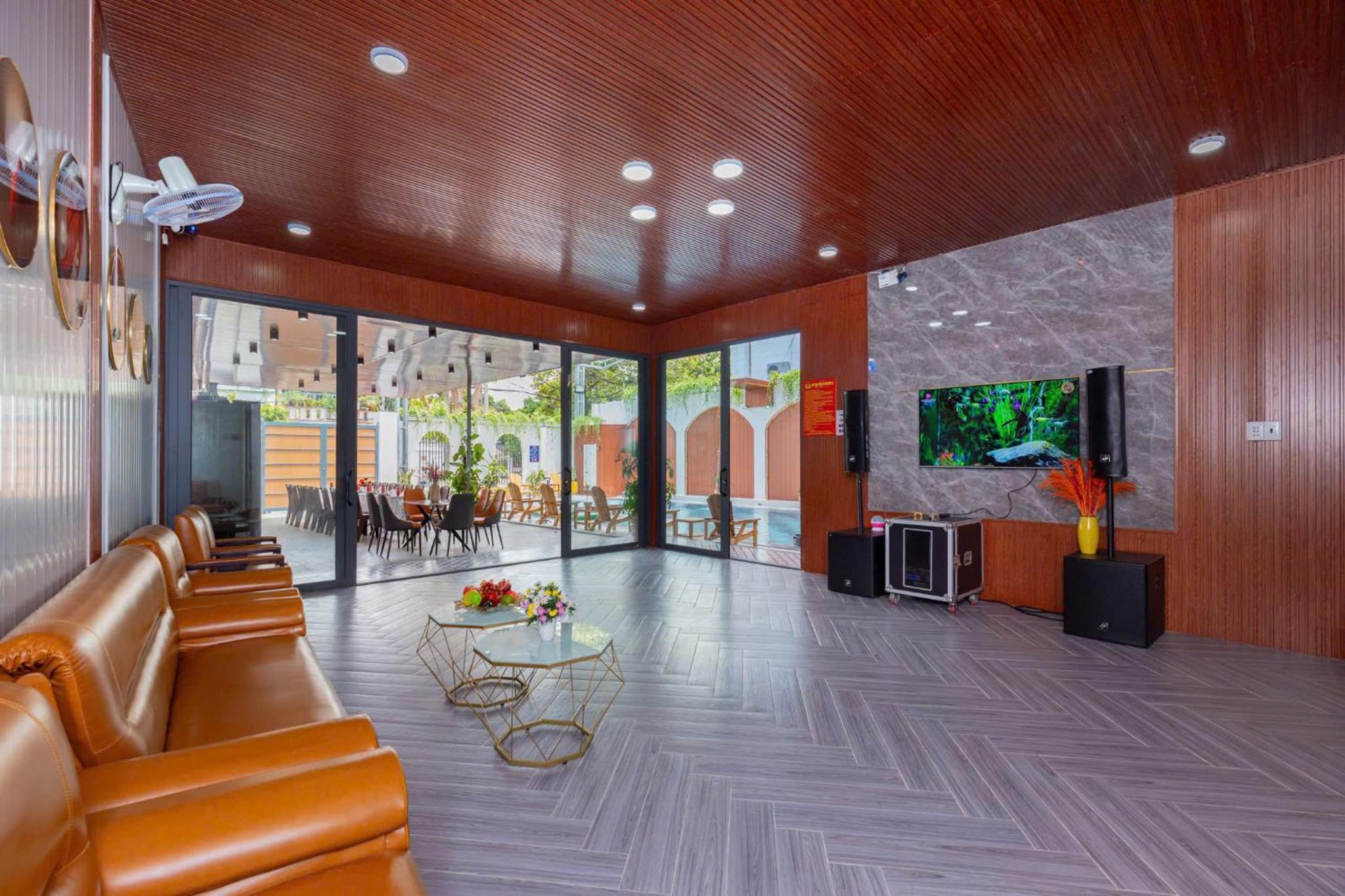 lounge