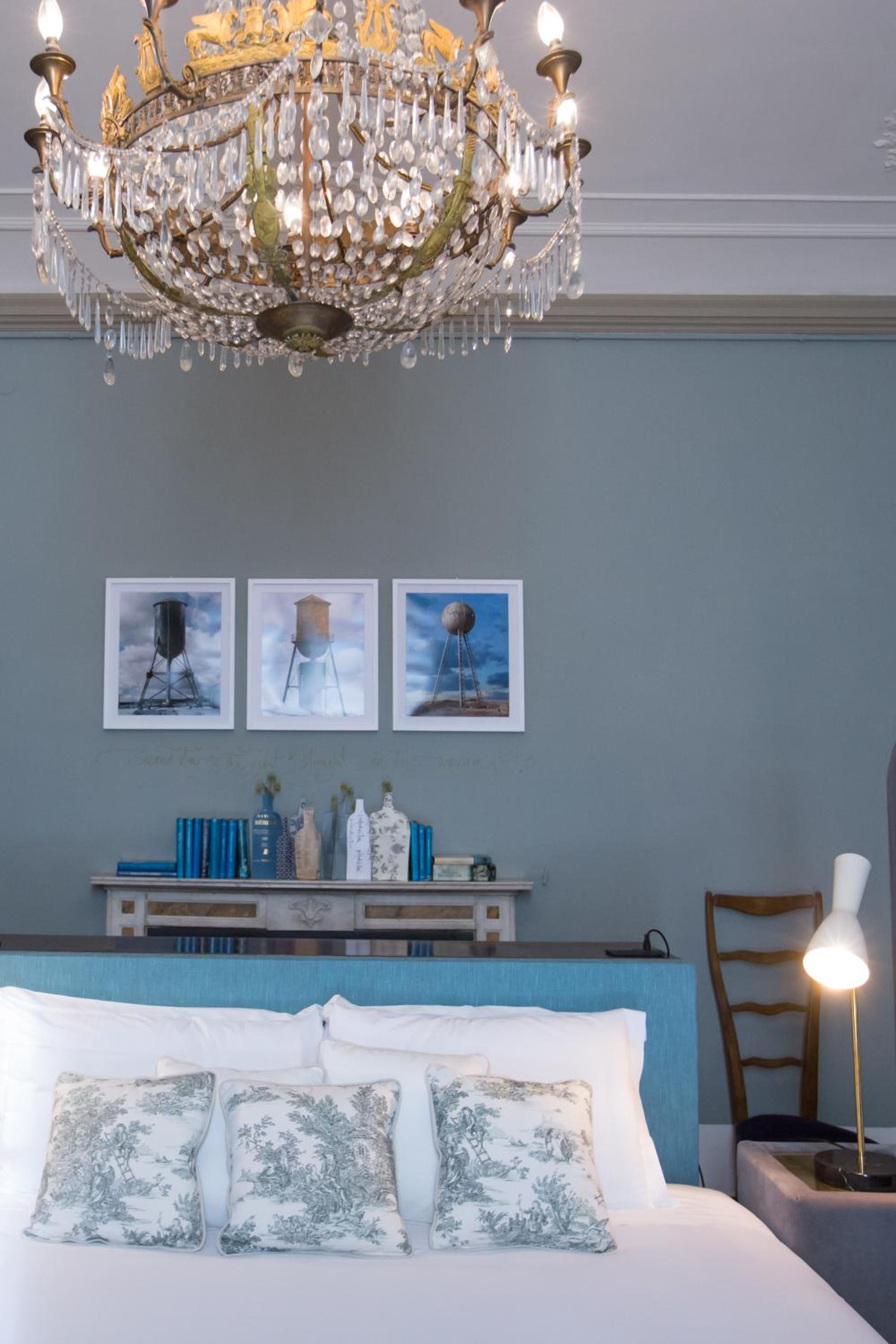 AdAstra Suites