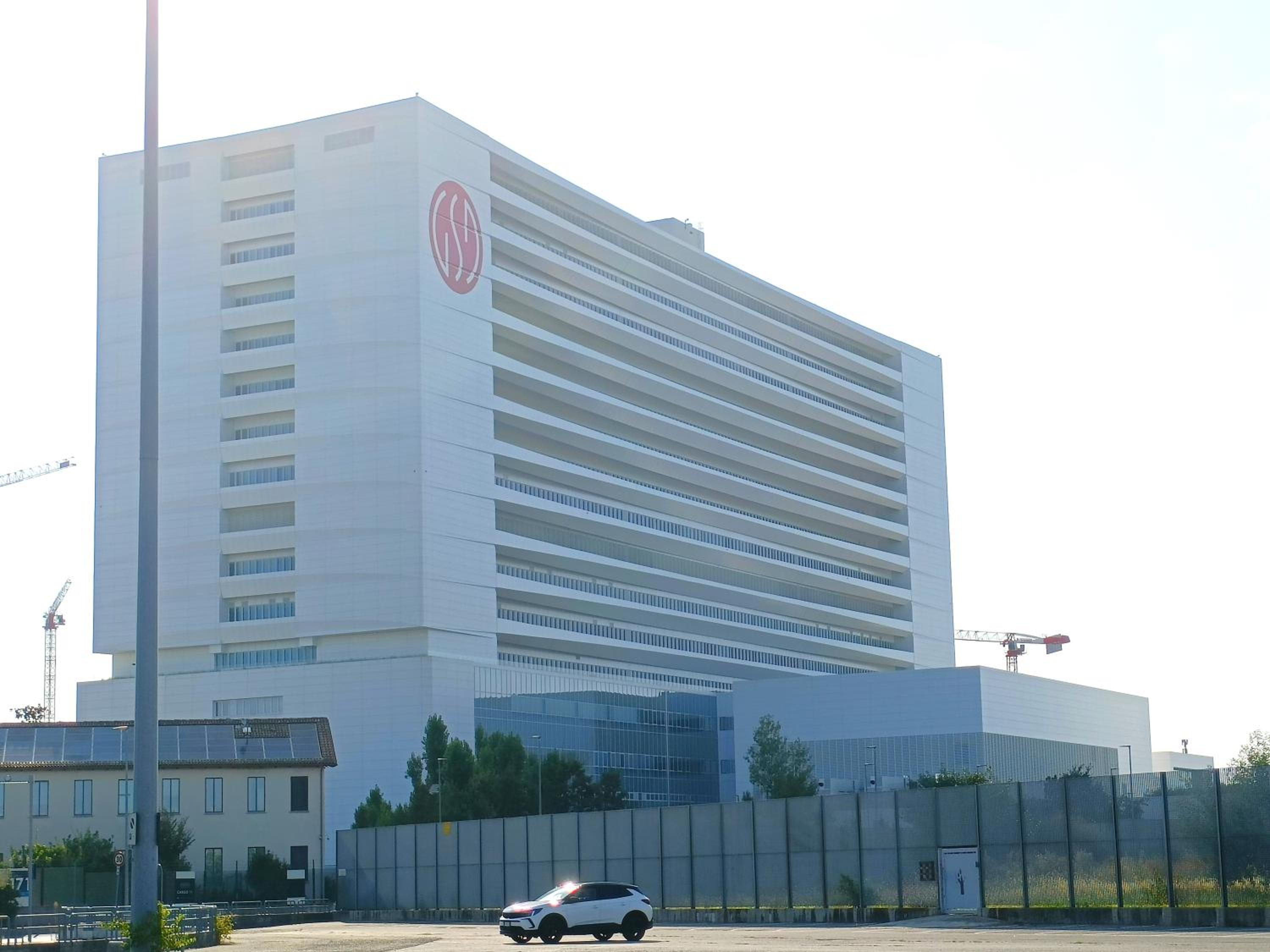 Matteotti 51 - vicino a Rho Fiera, Ospedale Galeazzi e Stazione di Rho - view 2