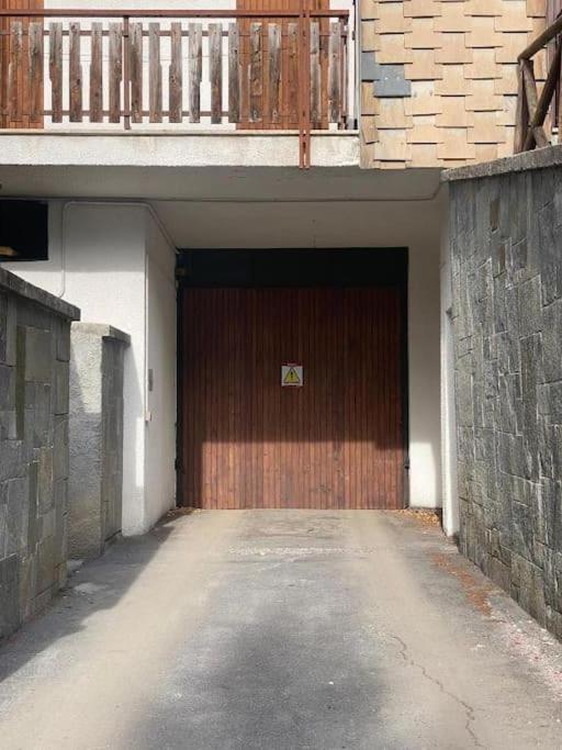 Hostdomus - Grand Villard Suite view 4