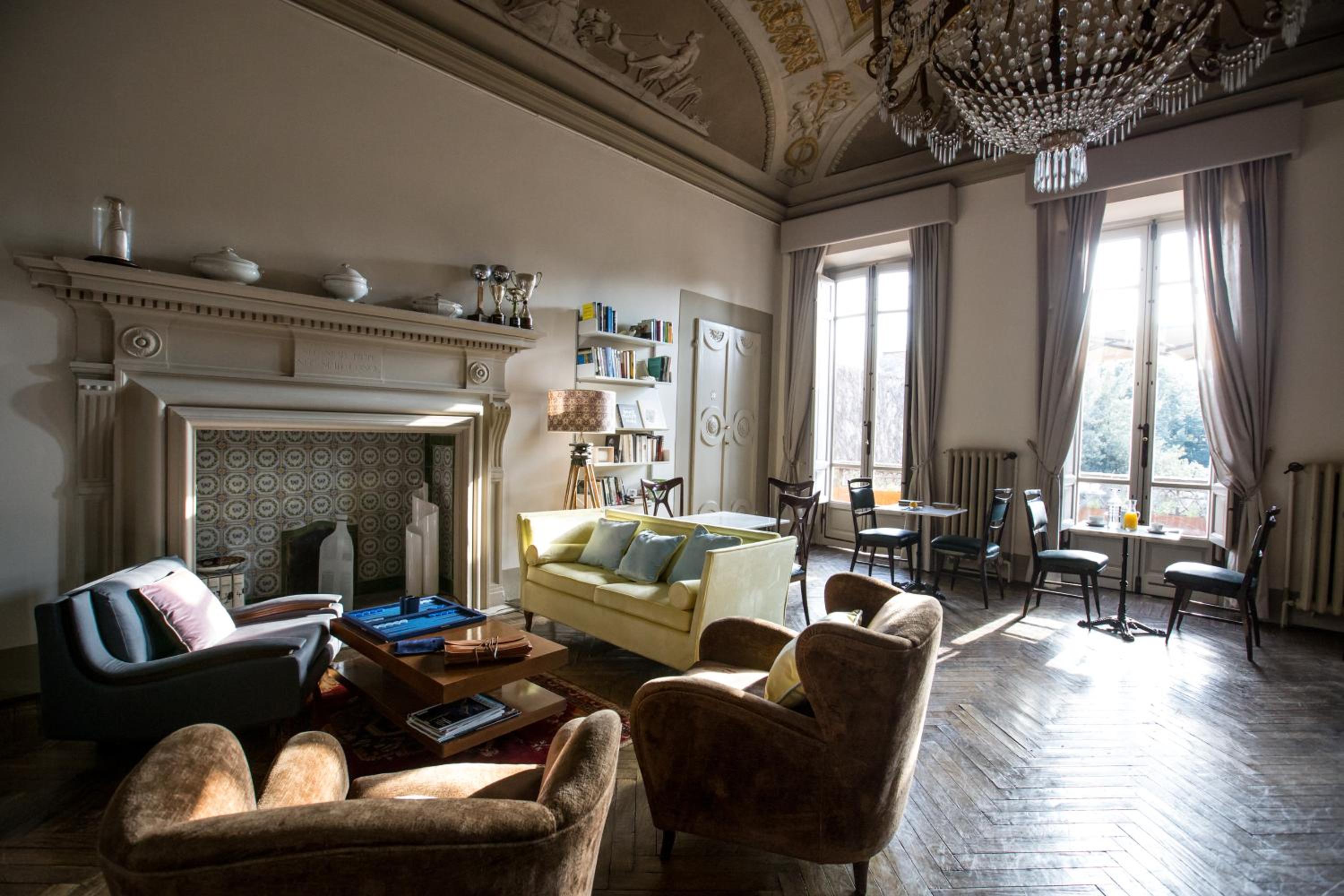 lounge