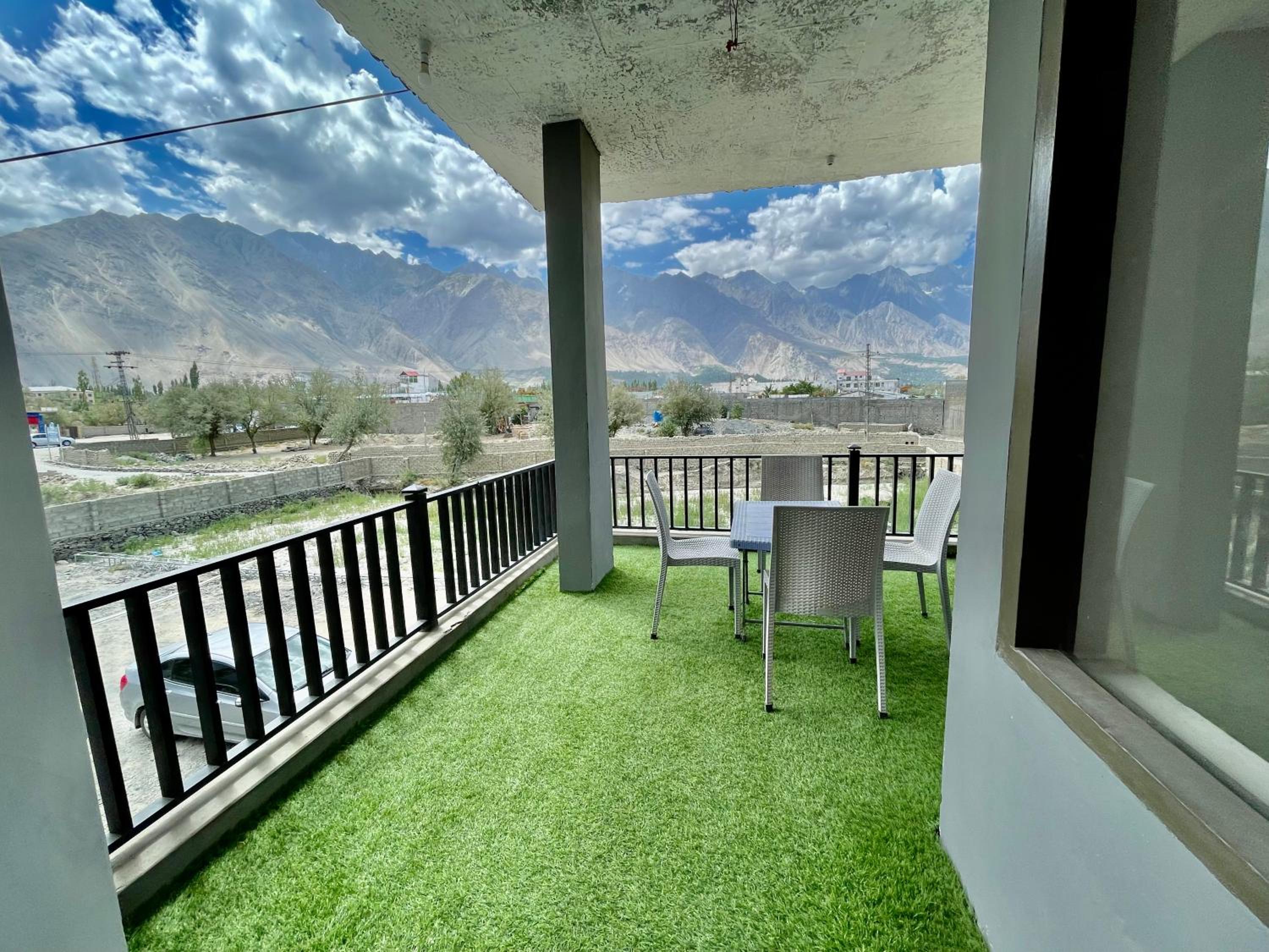 Sarfaranga Hotel Skardu view 5