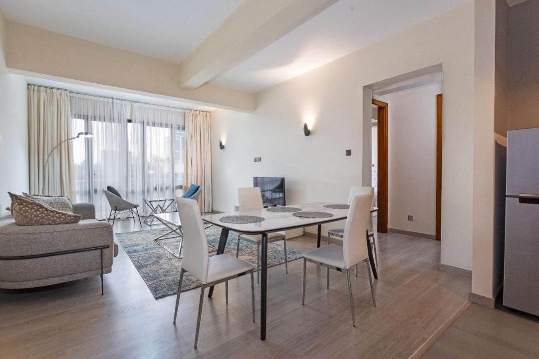 Kika Des Suites