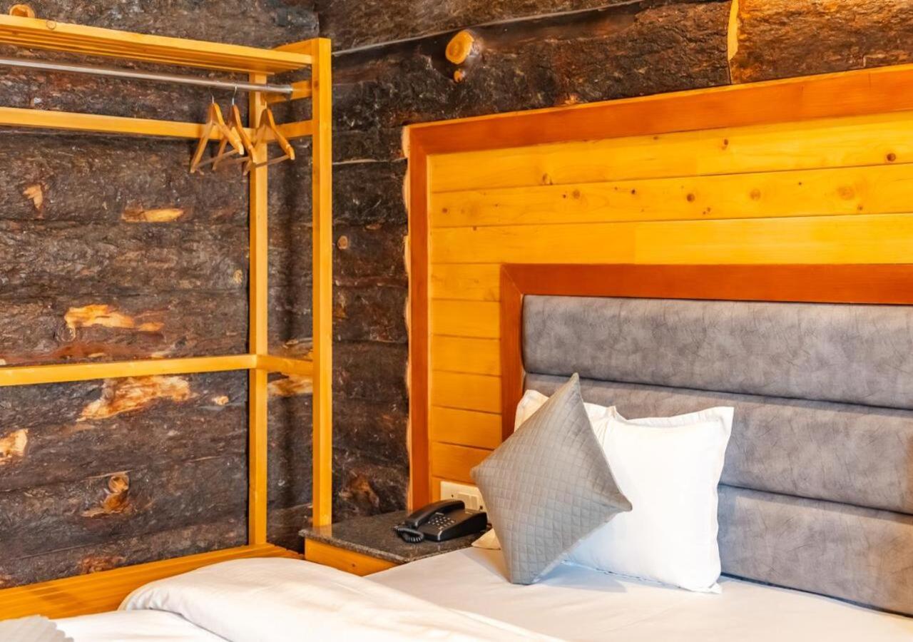 Hotel Winterfell