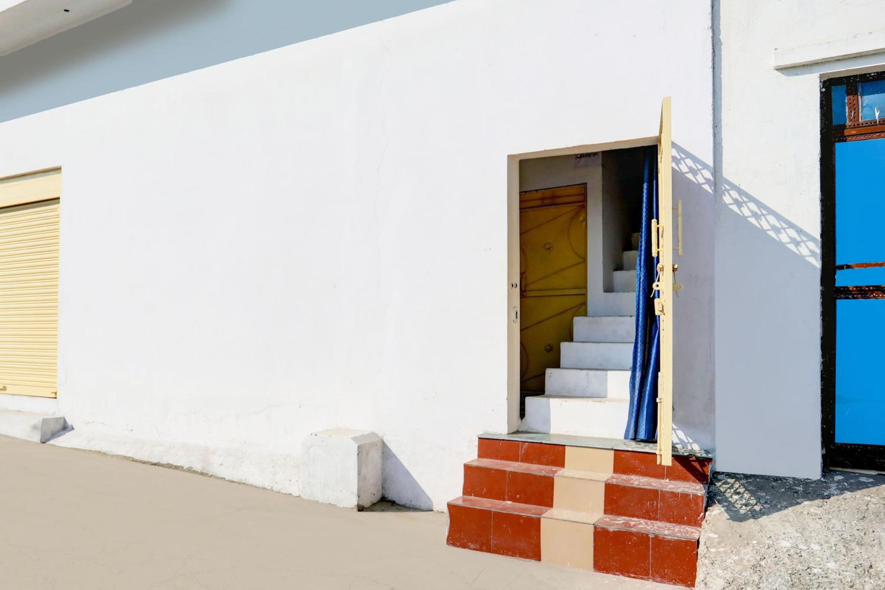 Hotel O Golden Guest House