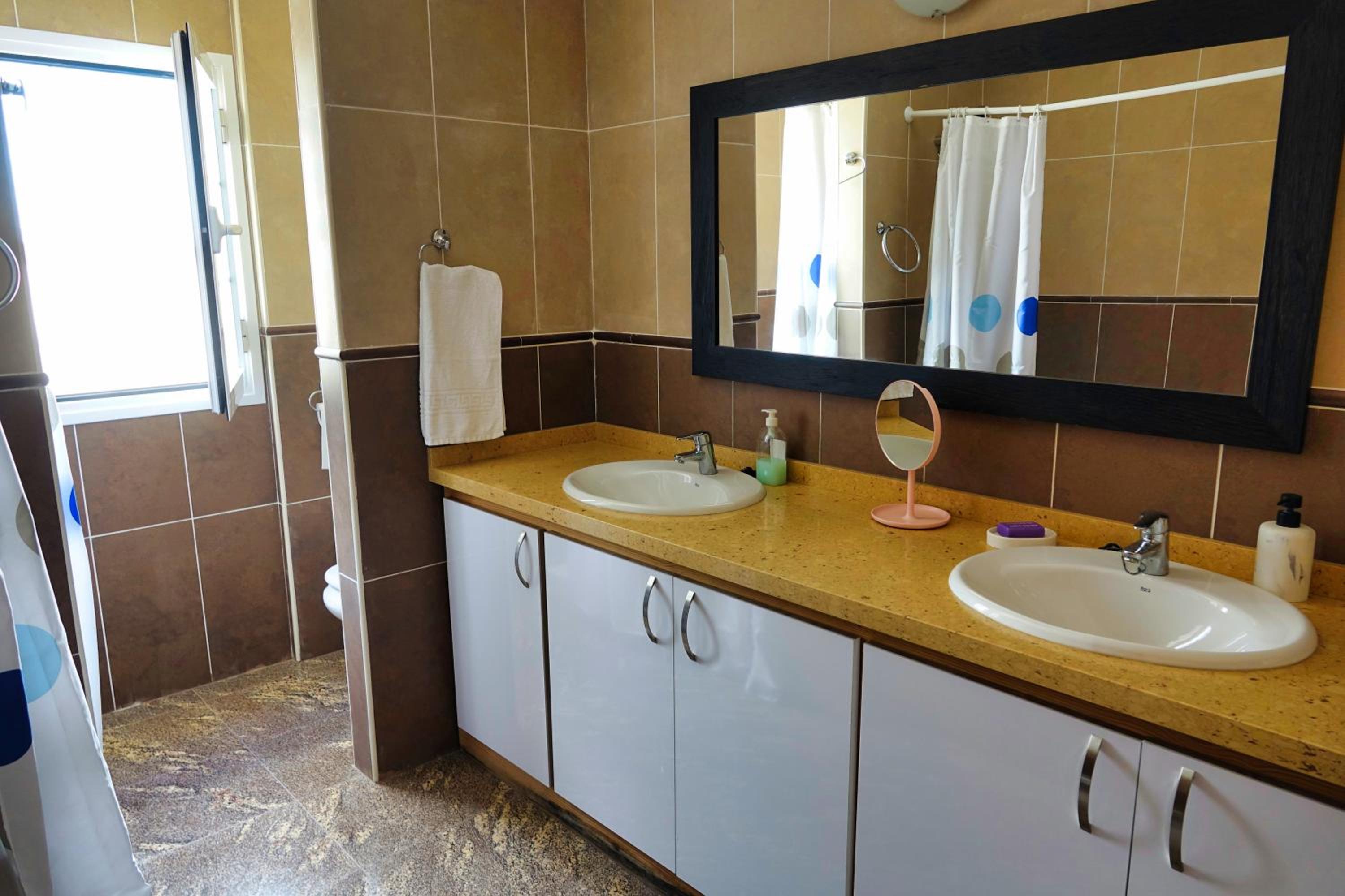 Happiness Chalet with Heated Swimming Pool