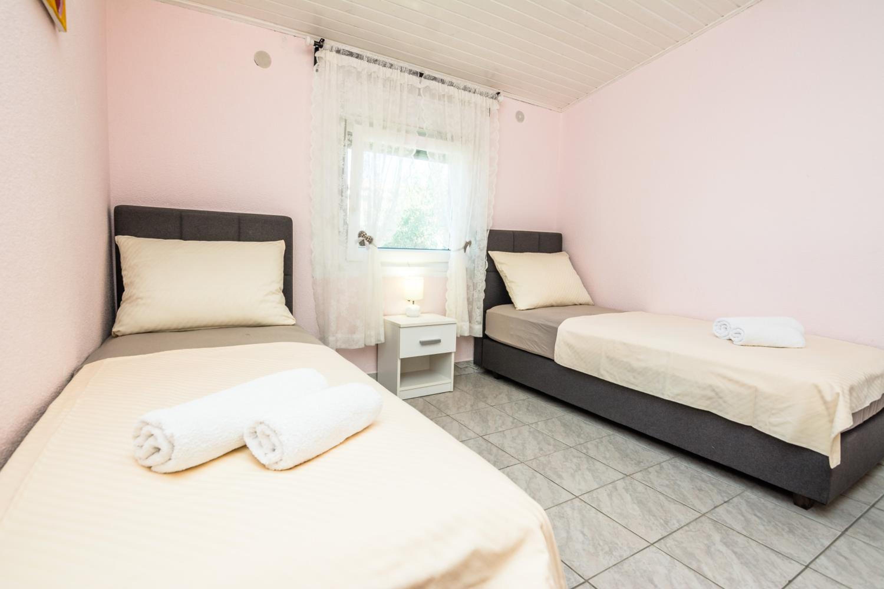 Apartment Genster Vir Kroatien