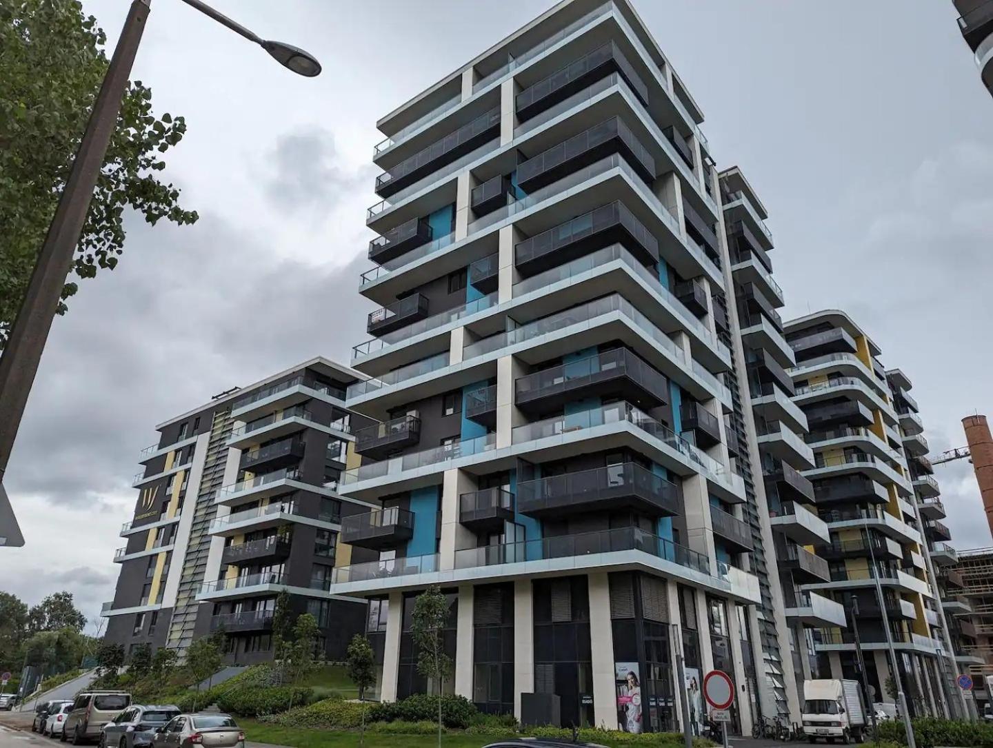 Waterfront Residence Free Private Parking