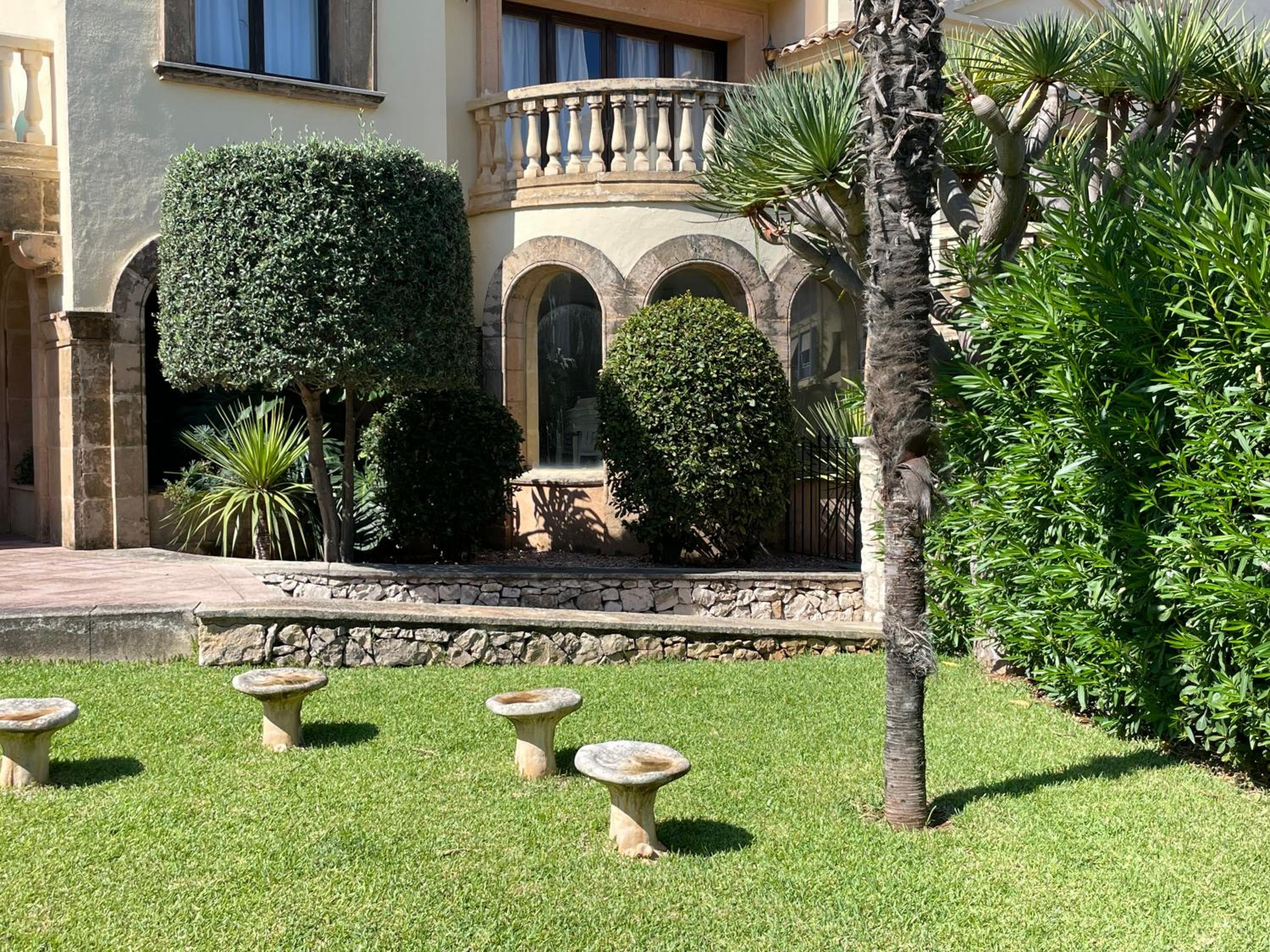 Marina Lodge